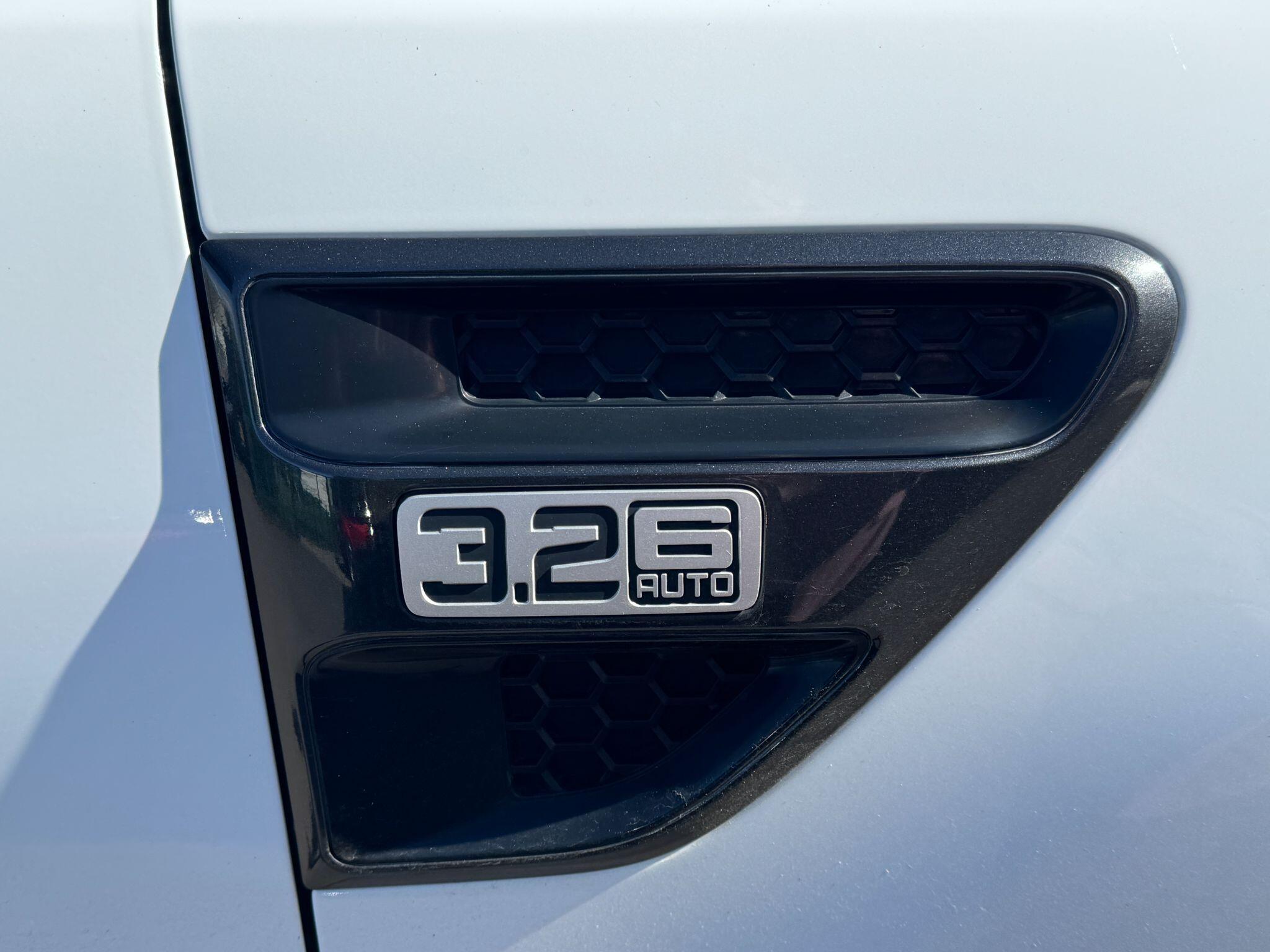 Ford Ranger - Image 35