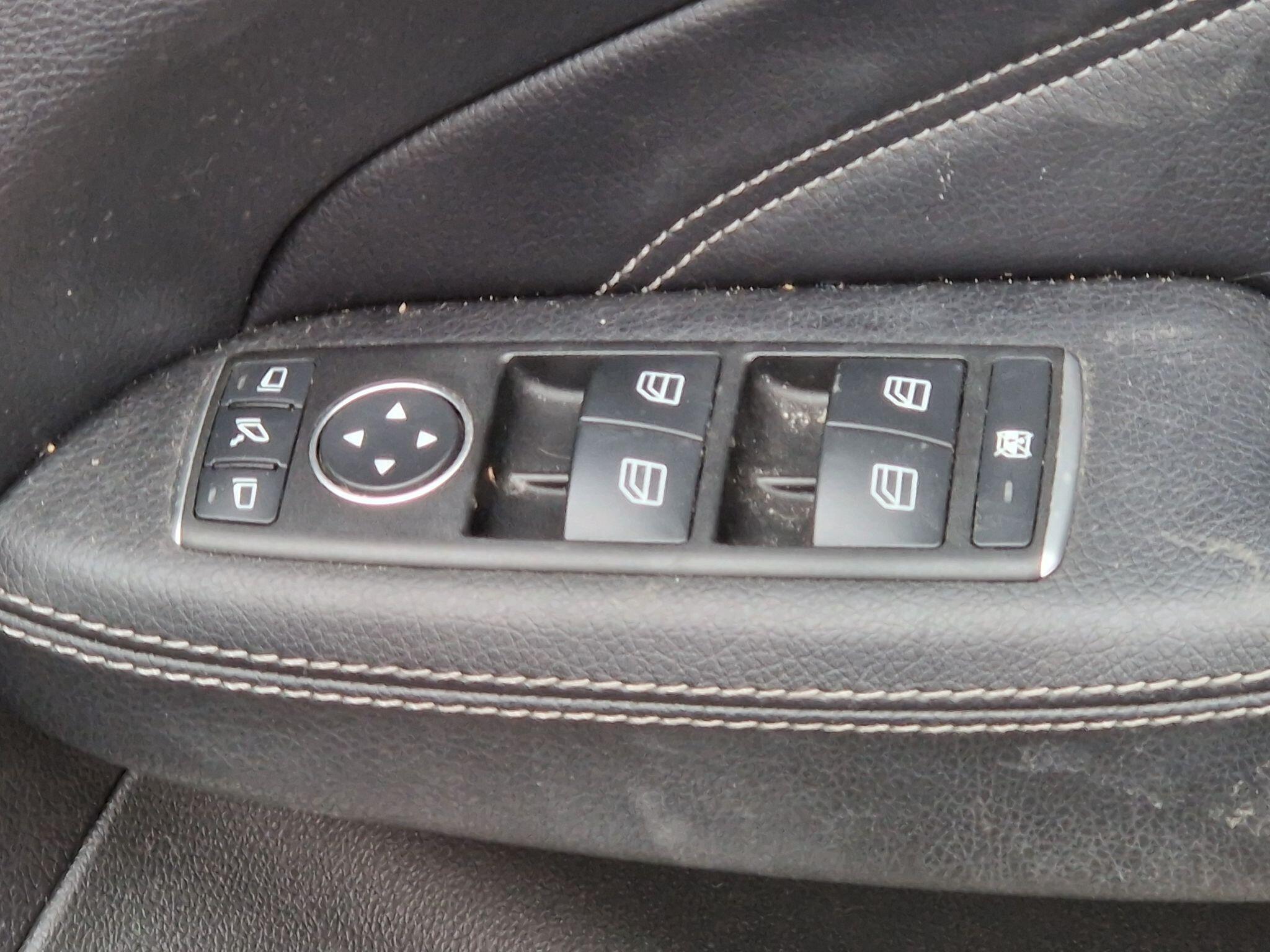 Mercedes M Class - Image 29