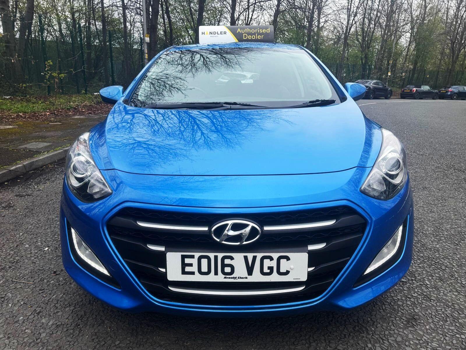 Hyundai i30 - Image 2