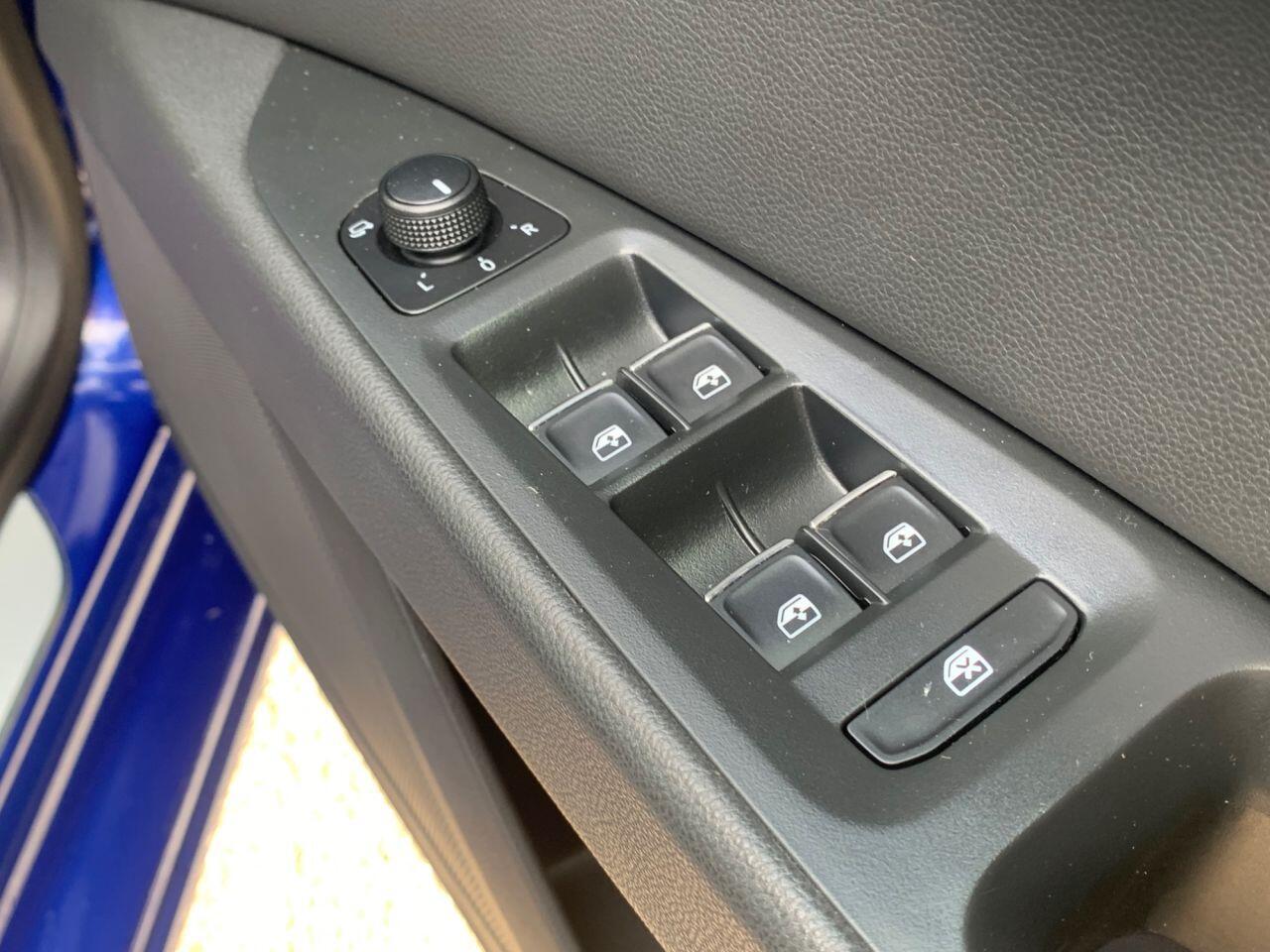 SEAT Leon - Image 19