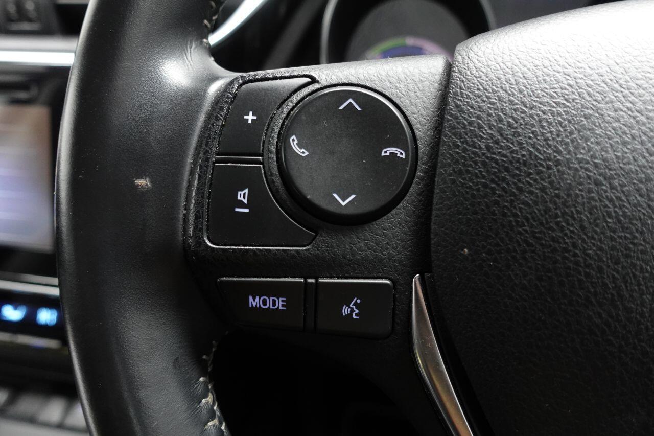 Toyota Auris - Image 27