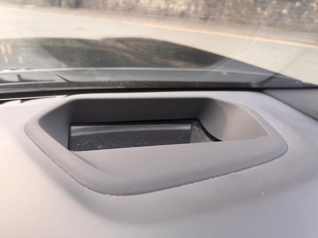 BMW 5 Series - Image 42