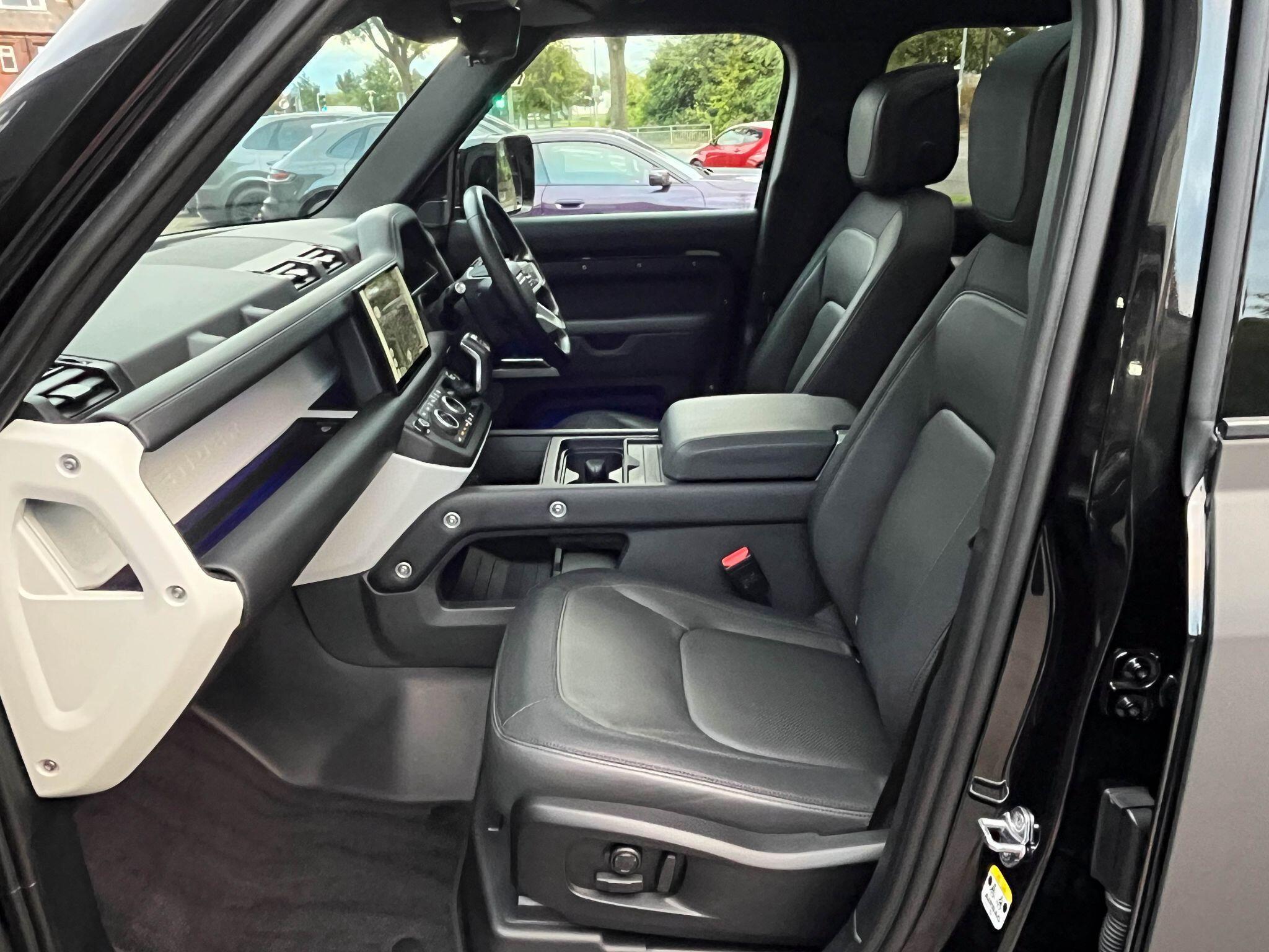 Land Rover Defender 110 - Image 7