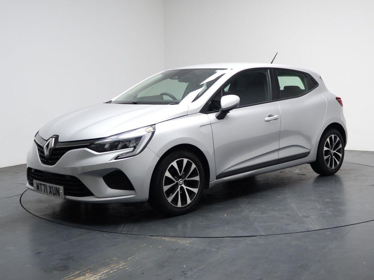 Renault Clio - Image 6