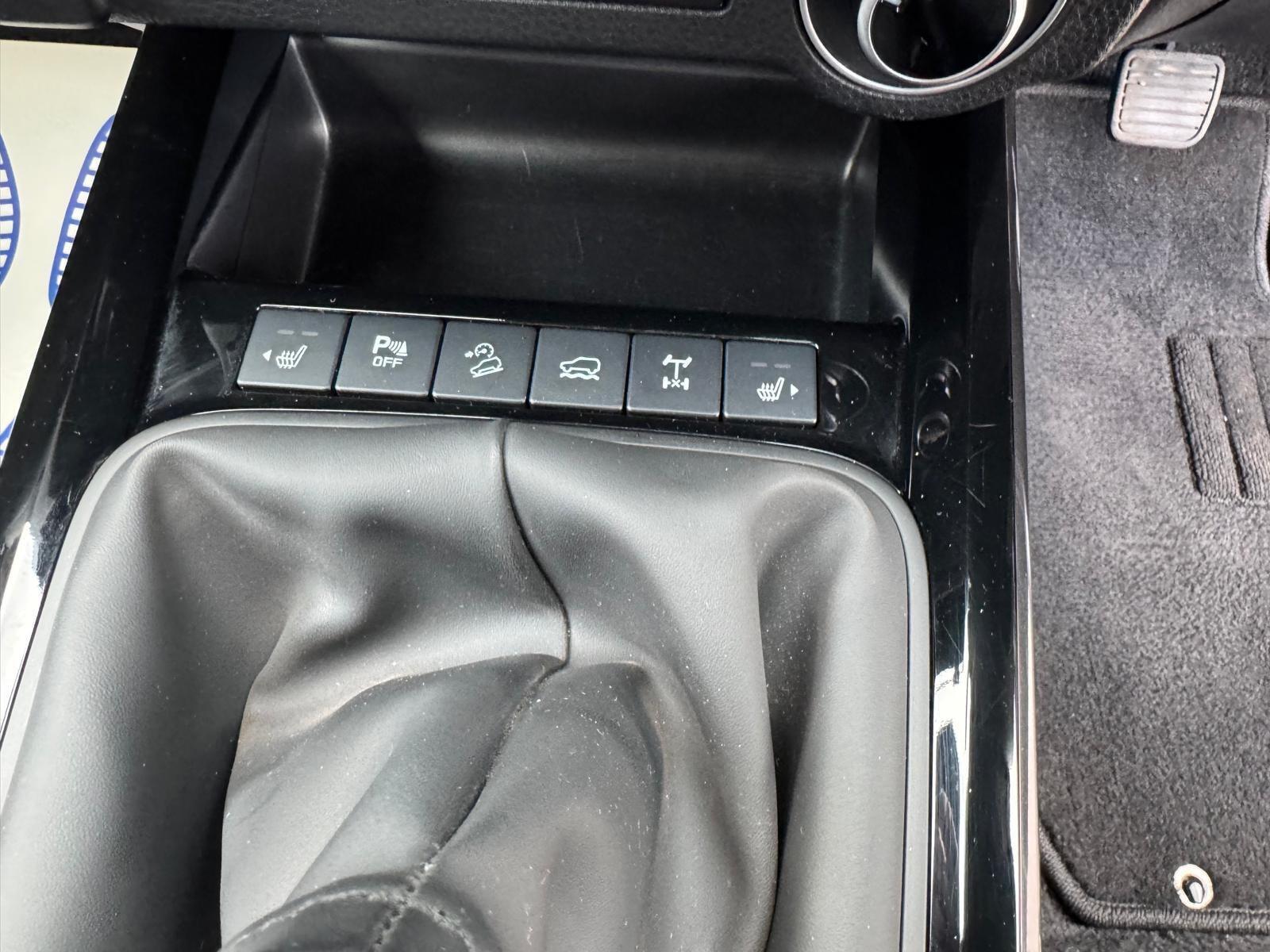 Isuzu D-MAX - Image 16