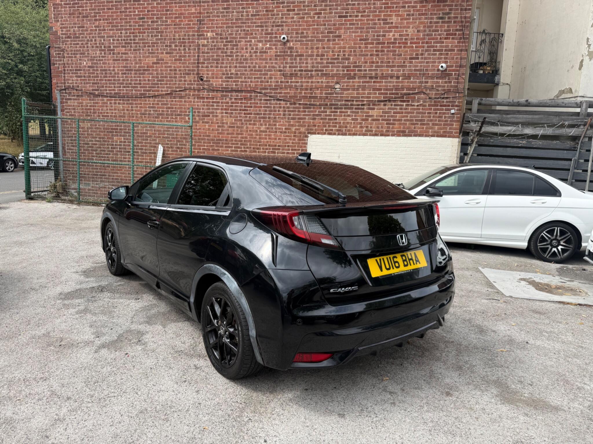 Honda Civic - Image 5