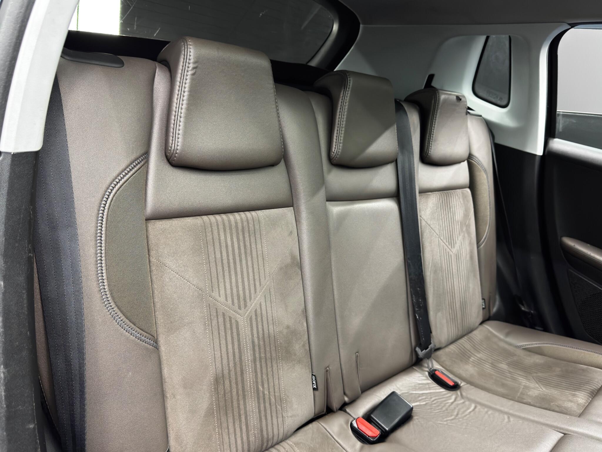 Peugeot 2008 - Image 15