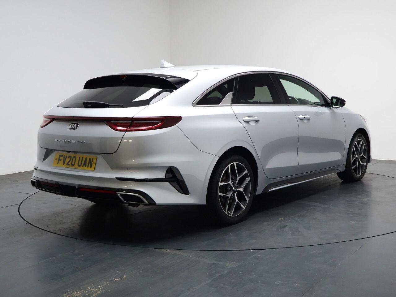 Kia ProCeed - Image 7