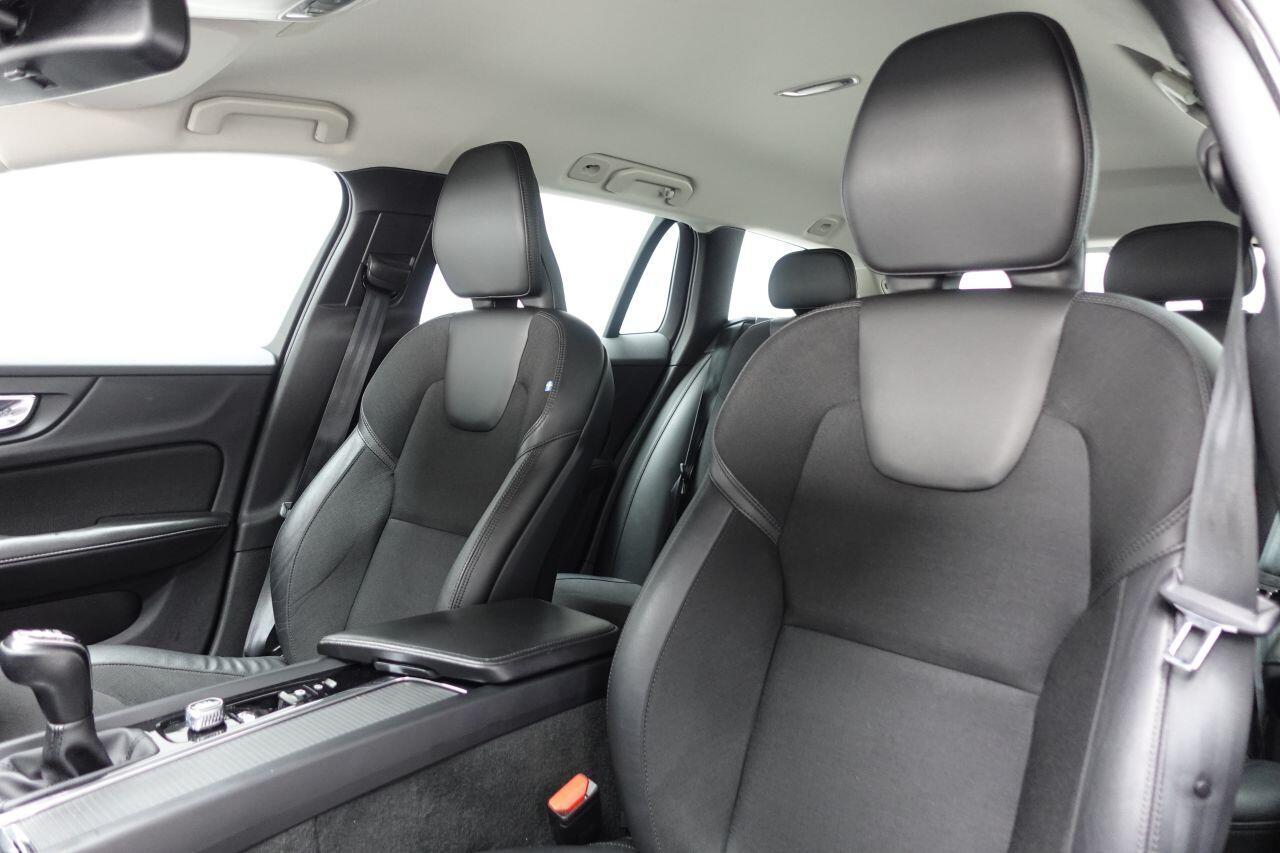 Volvo V60 - Image 17