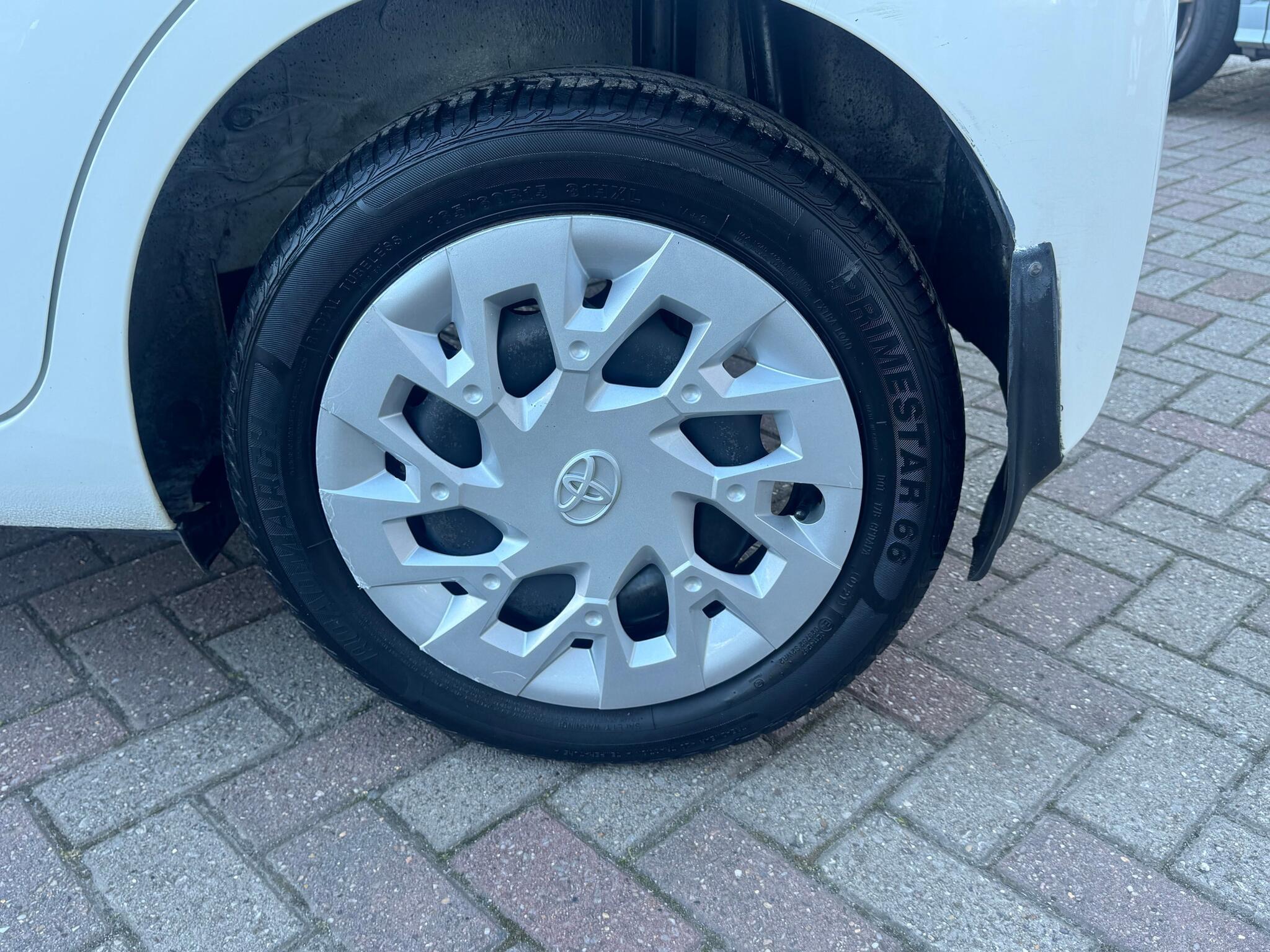 Toyota Aygo - Image 17