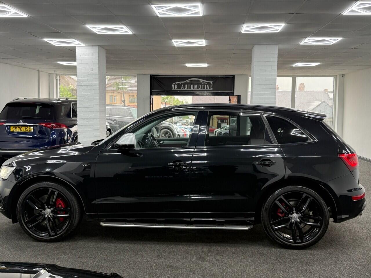 Audi SQ5 - Image 9