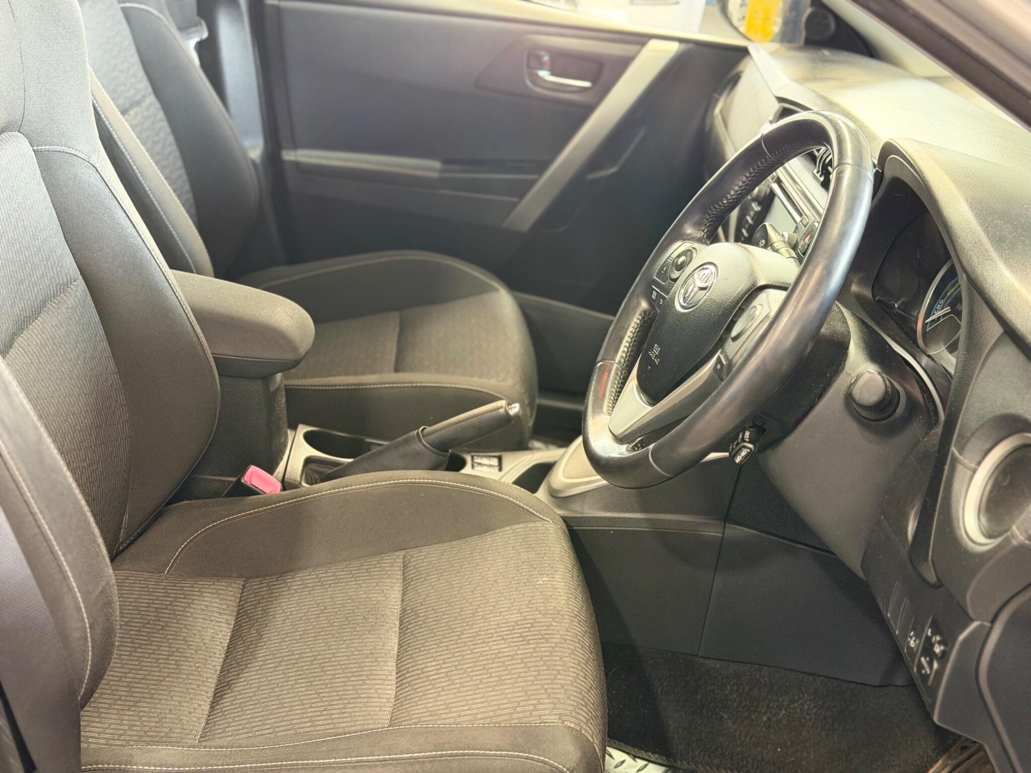 Toyota Auris - Image 24