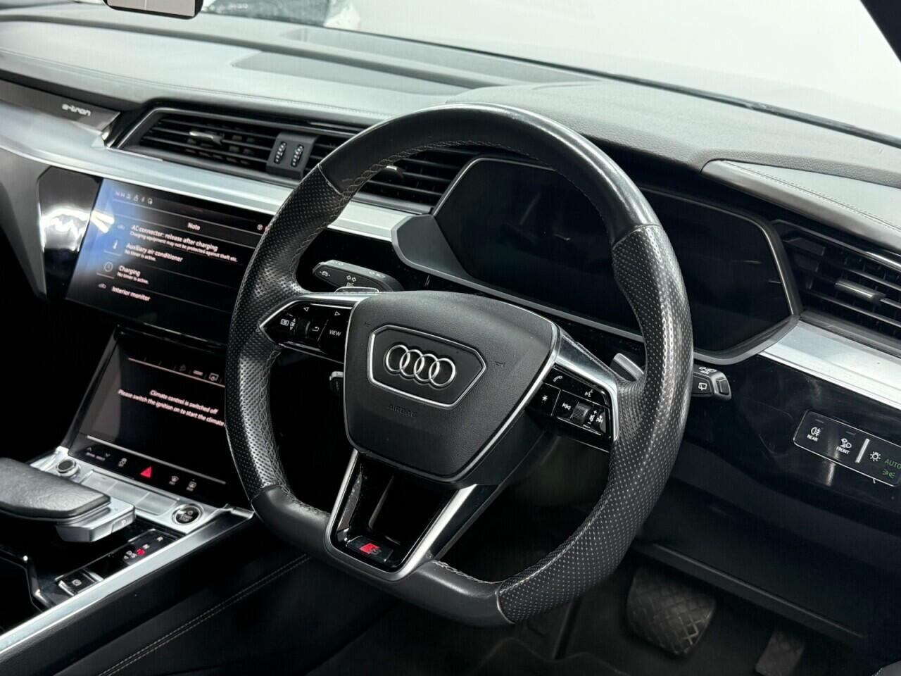 Audi E-Tron - Image 17