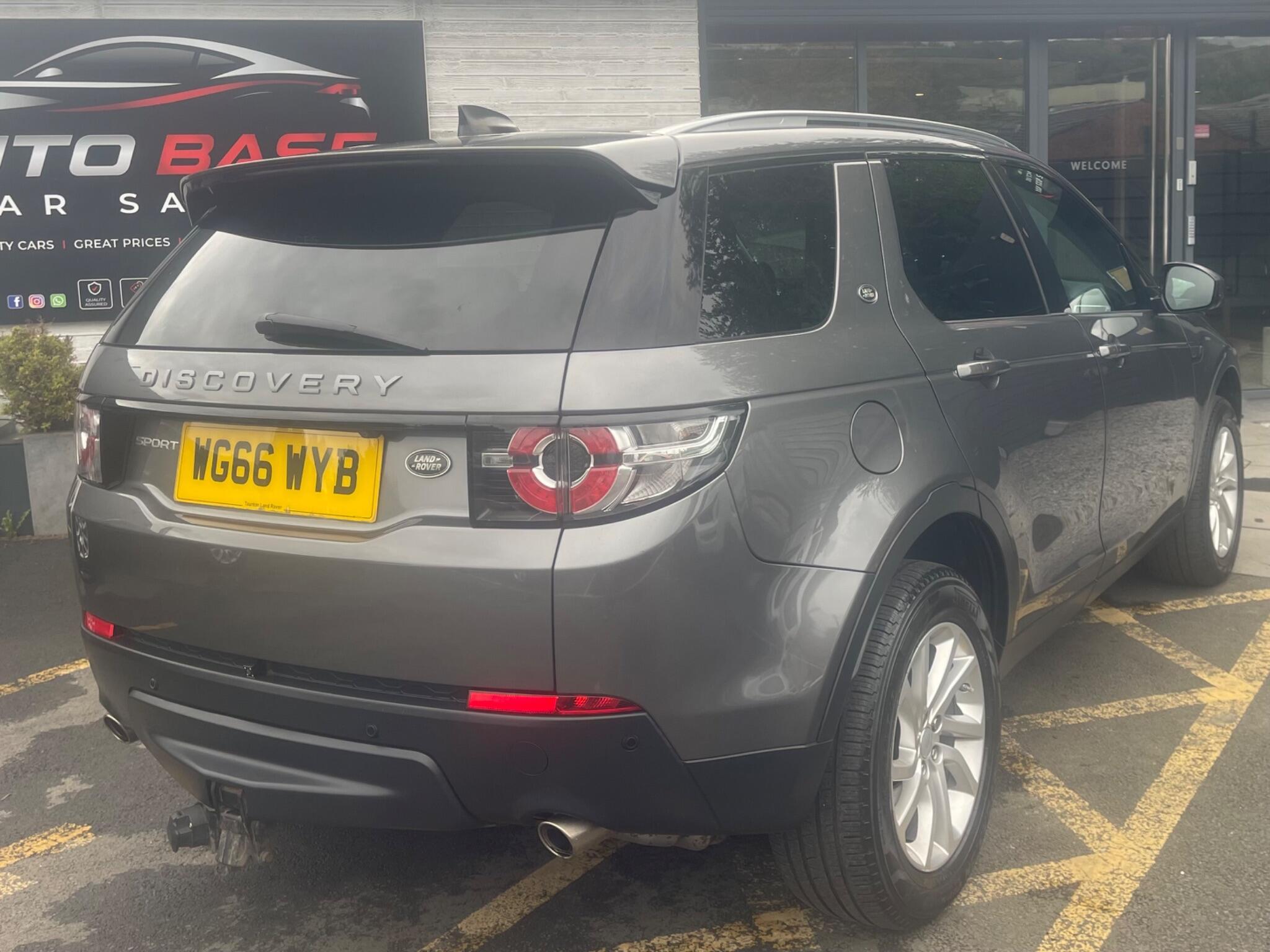 Land Rover DISCOVERY SPORT - Image 17