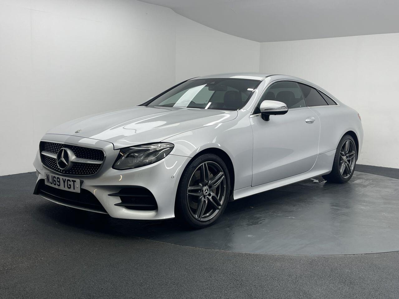 Mercedes-benz E-CLASS - Image 9