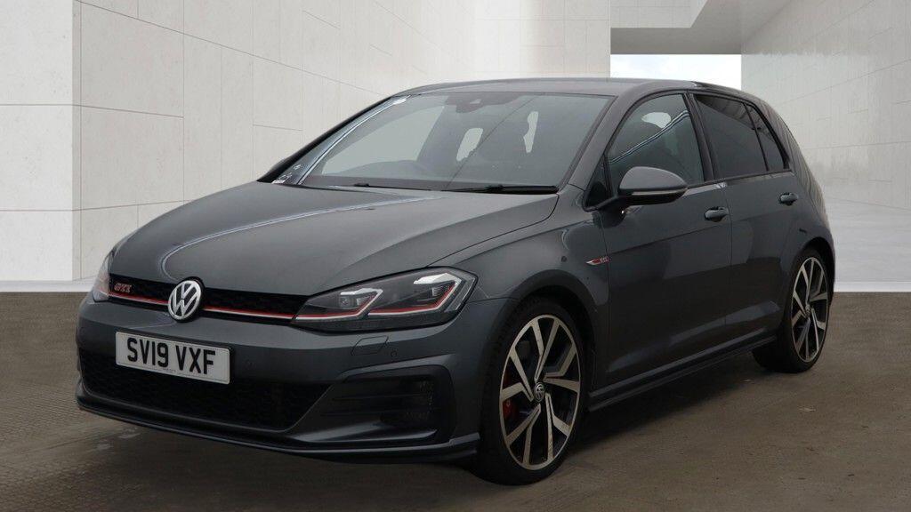 Volkswagen Golf - Image 4