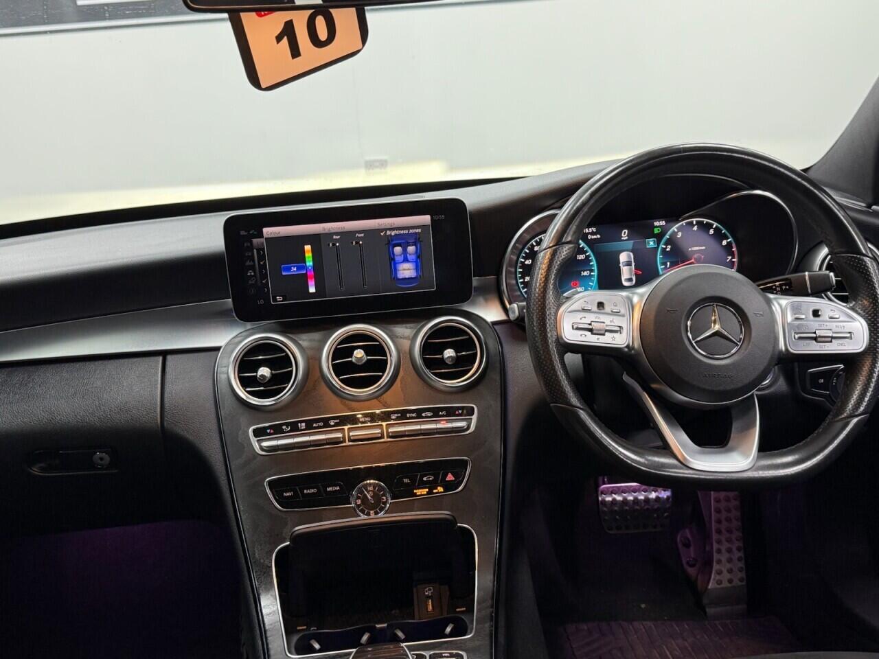 Mercedes C-Class - Image 30