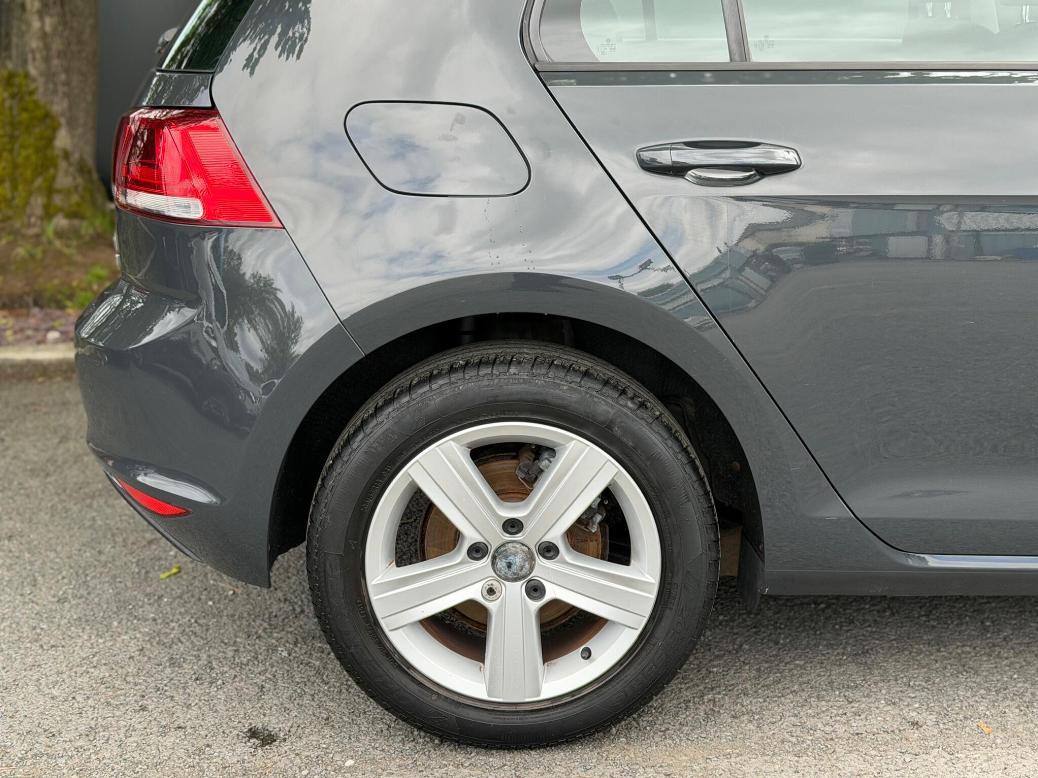 Volkswagen Golf - Image 17