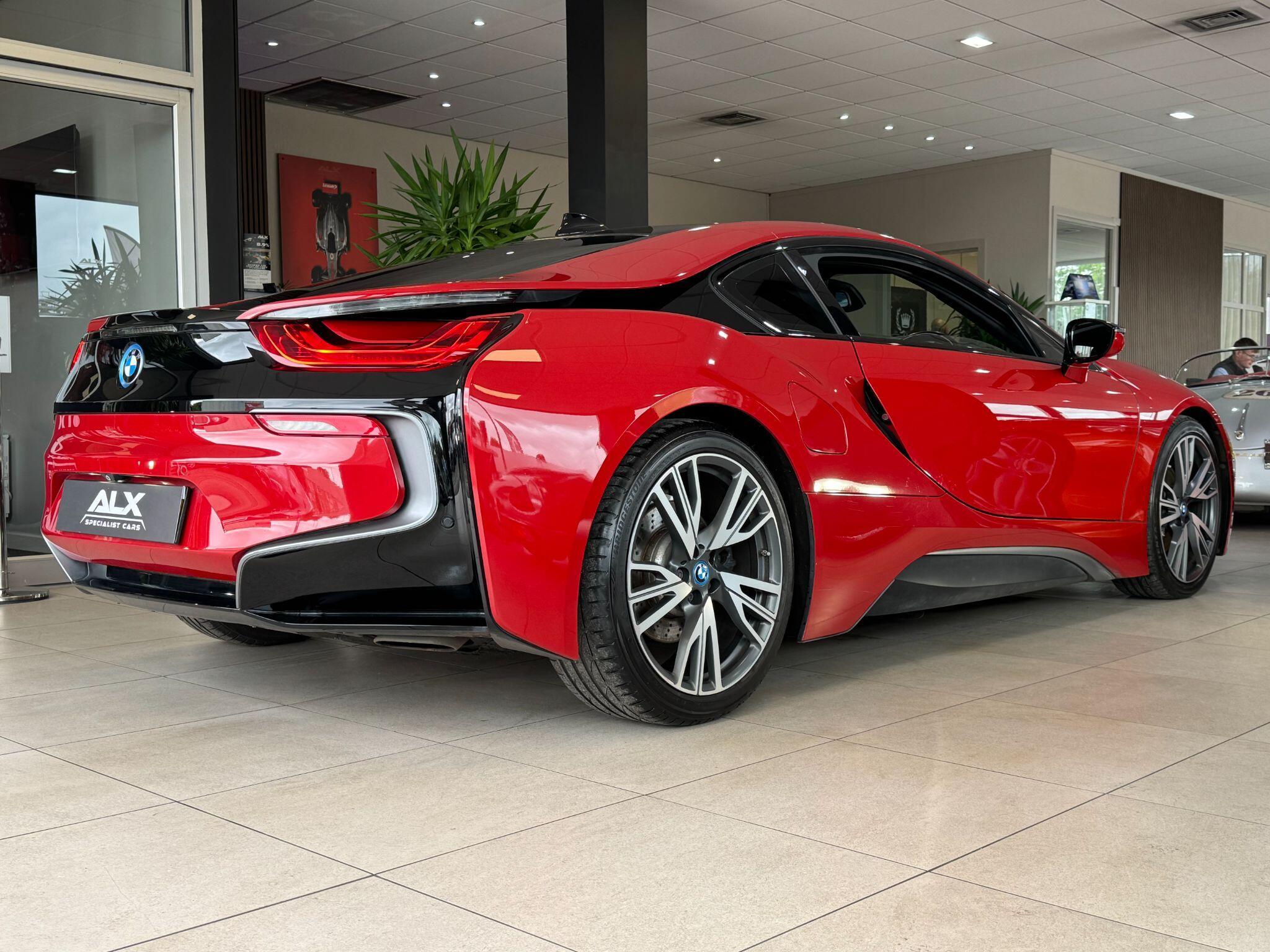 BMW i8 - Image 23
