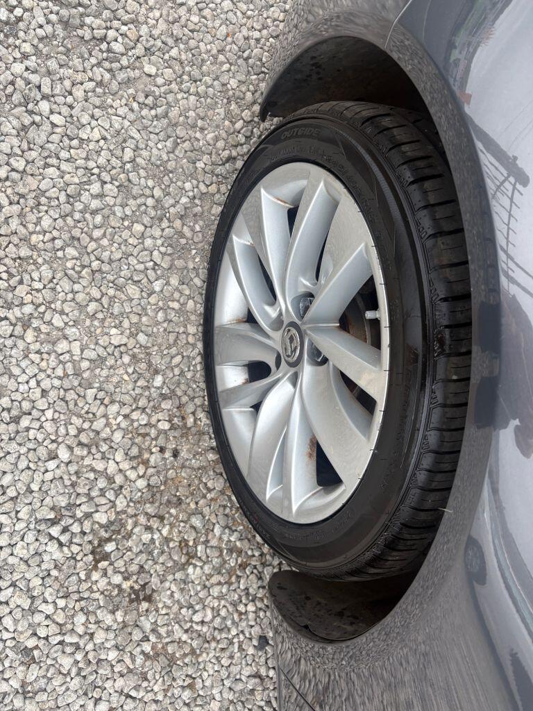 Vauxhall Insignia - Image 18