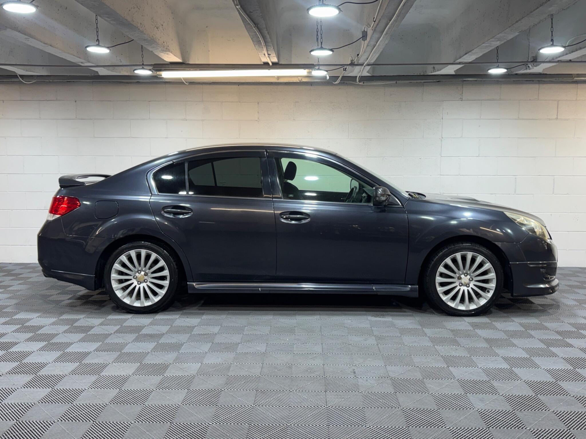 Subaru Legacy - Image 5