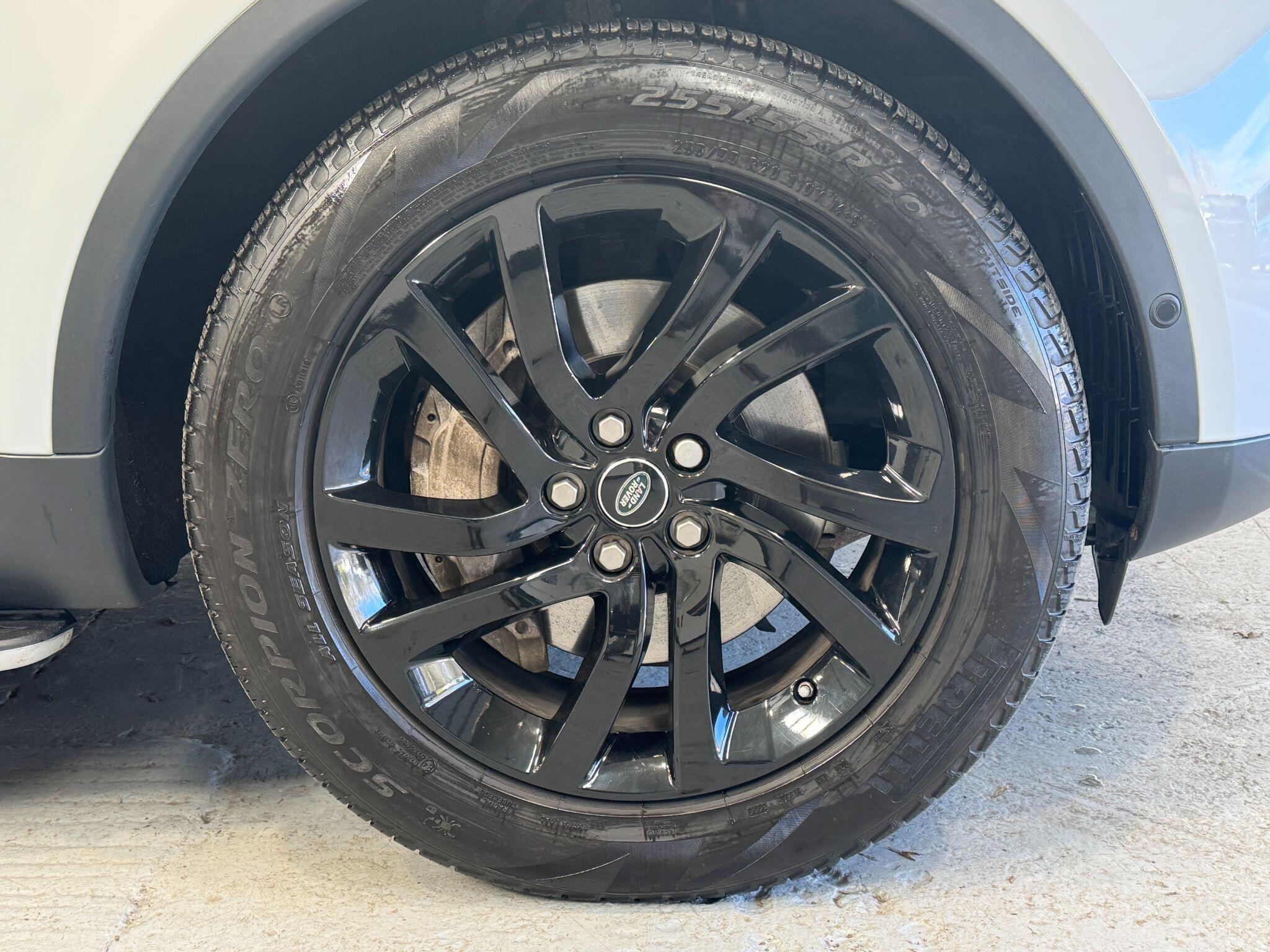 Land Rover Discovery - Image 27