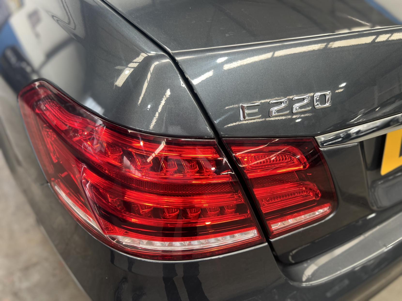 Mercedes E Class - Image 8