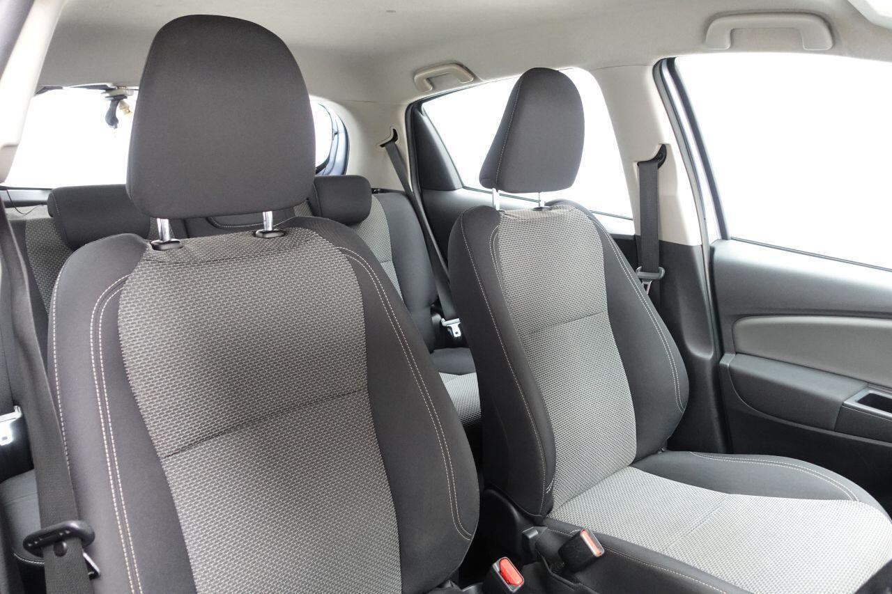 Toyota Yaris - Image 9