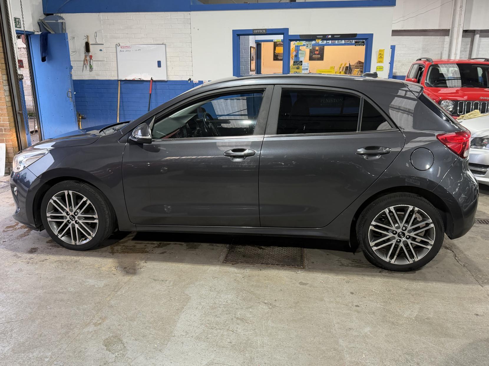 Kia Rio - Image 2