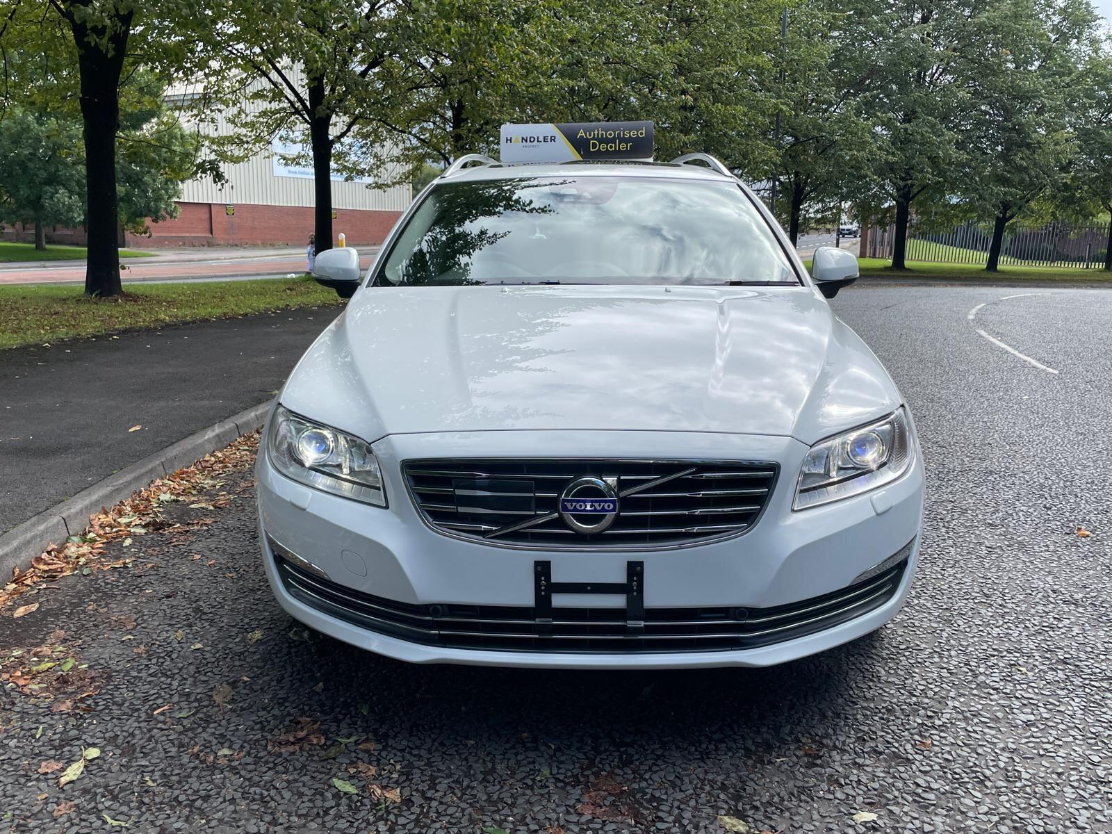 Volvo V70 - Image 2