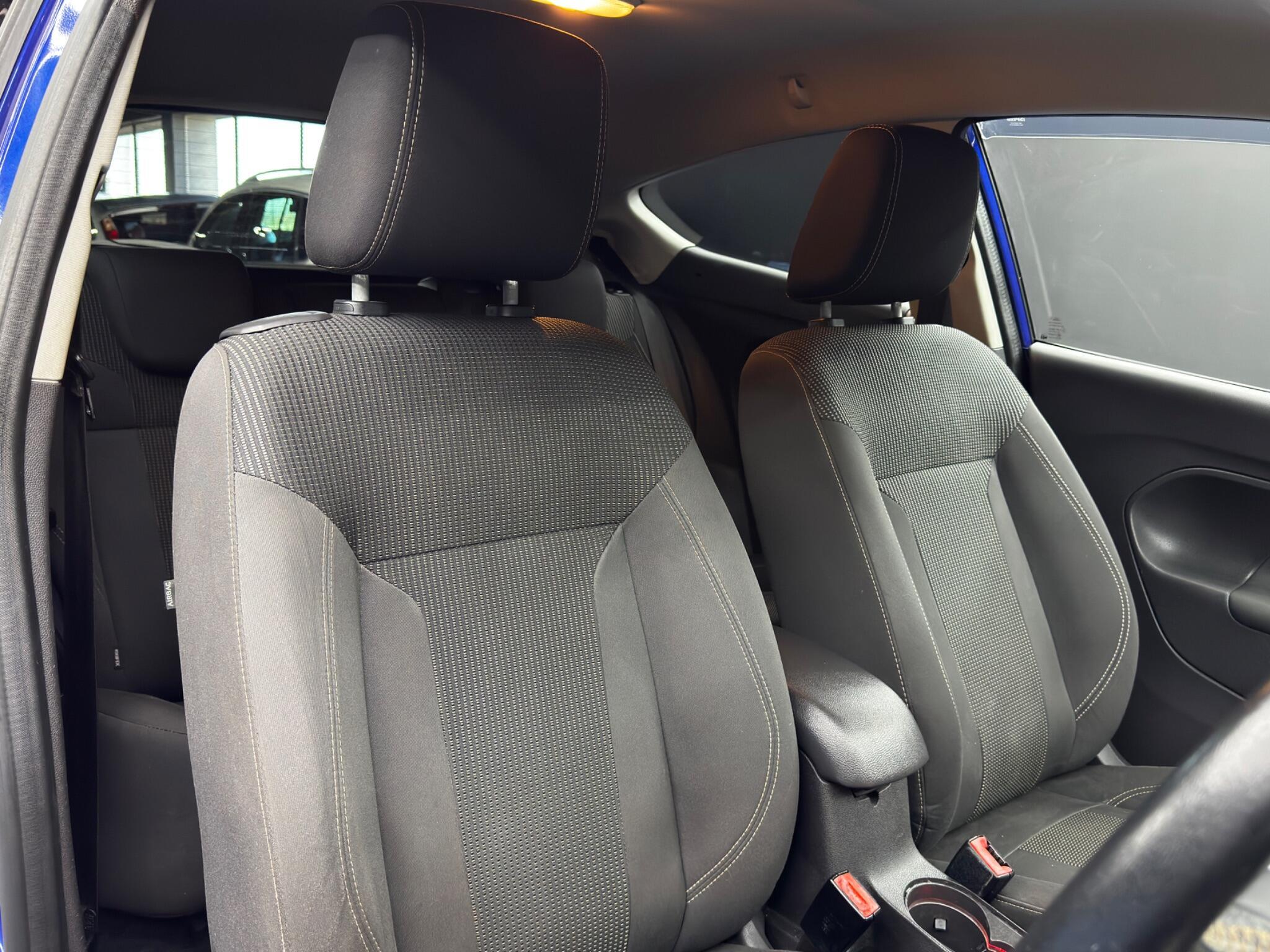 Ford Fiesta - Image 12