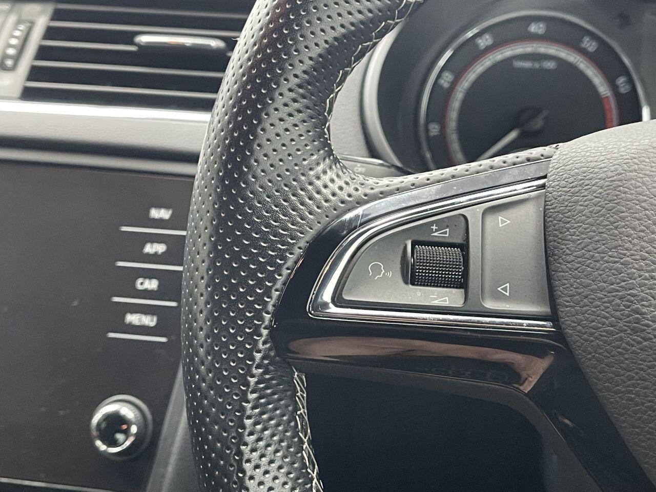 Skoda Octavia - Image 38