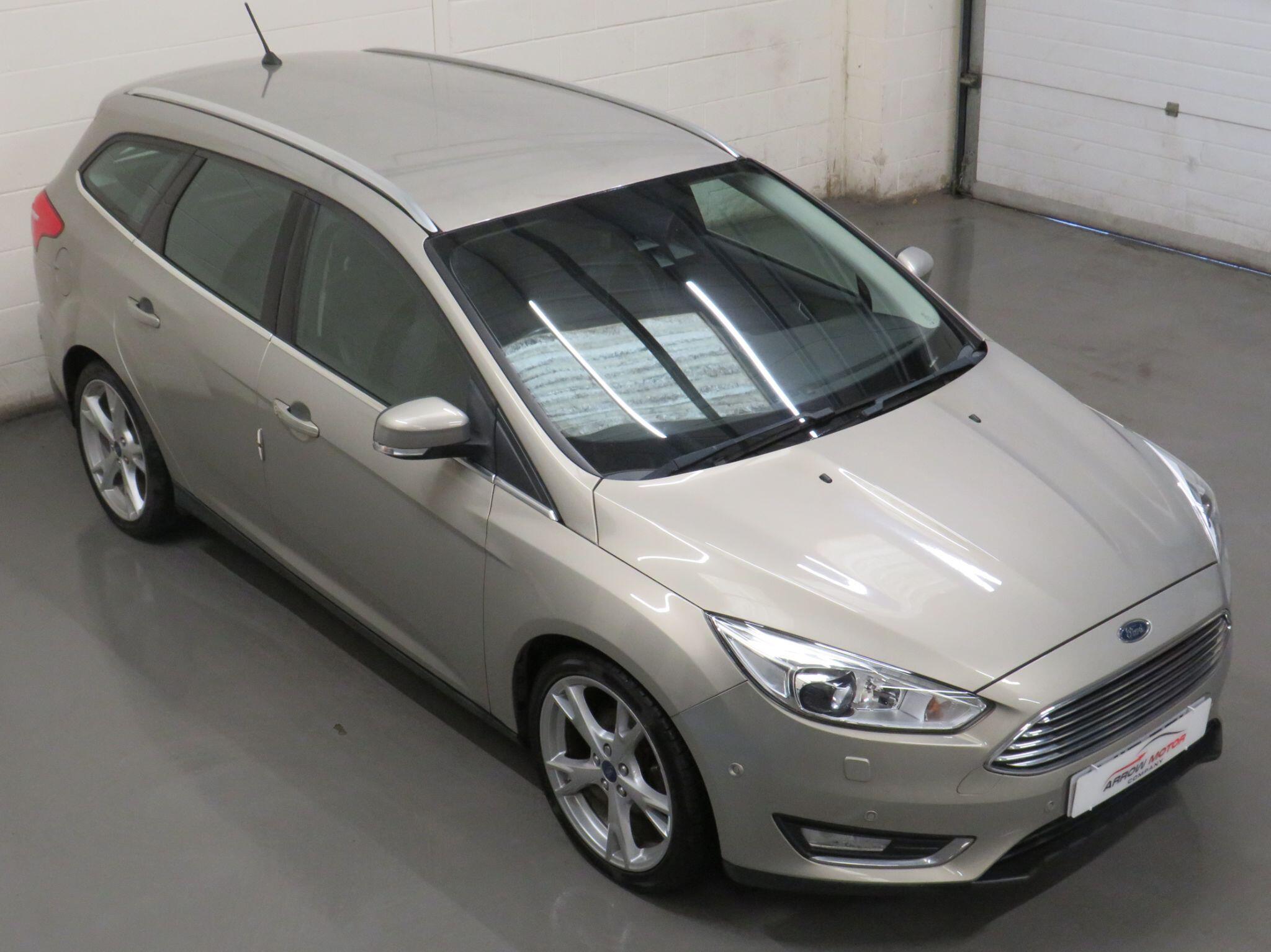 Ford Focus - Image 9
