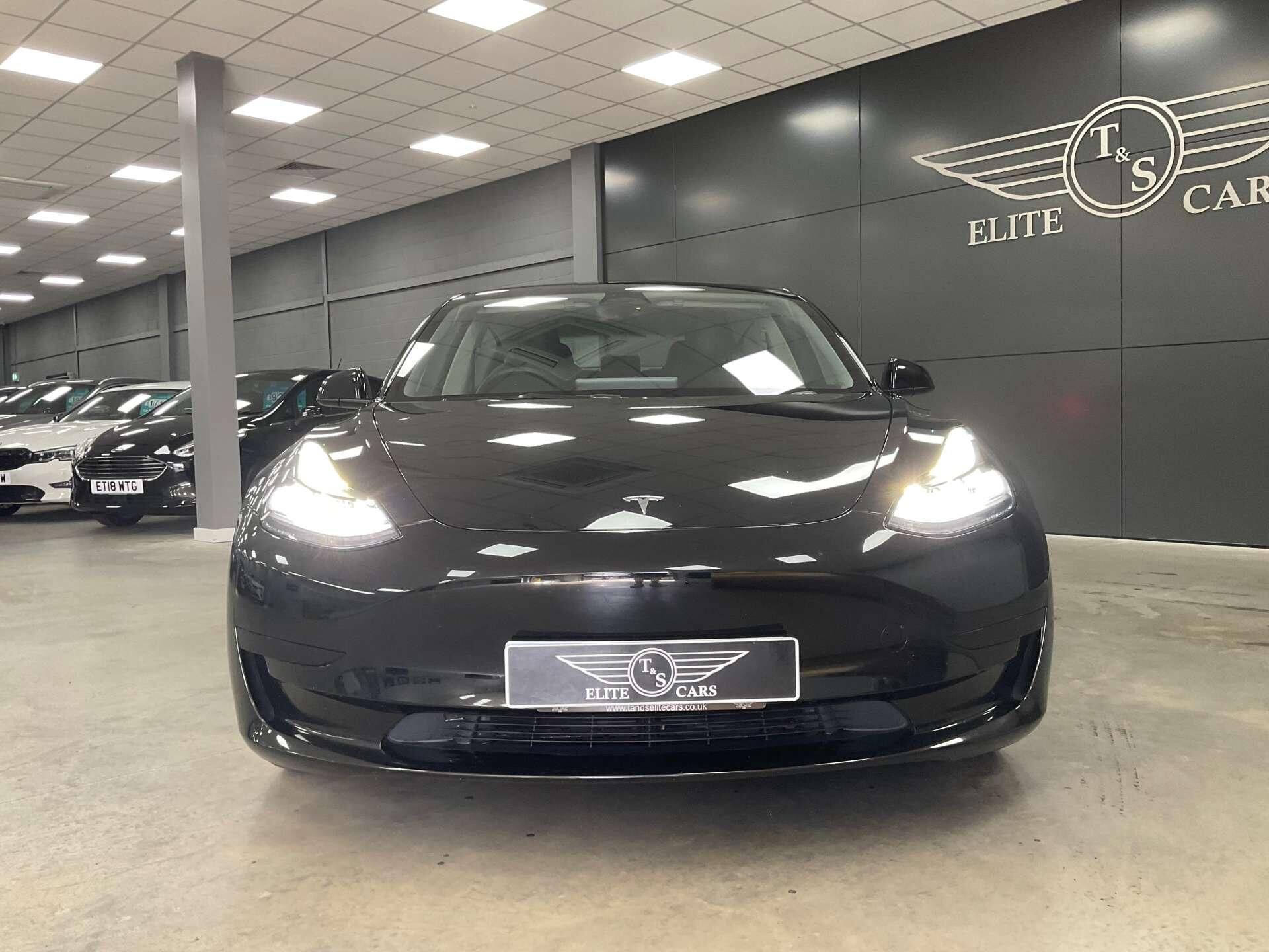 Tesla Model 3 - Image 6