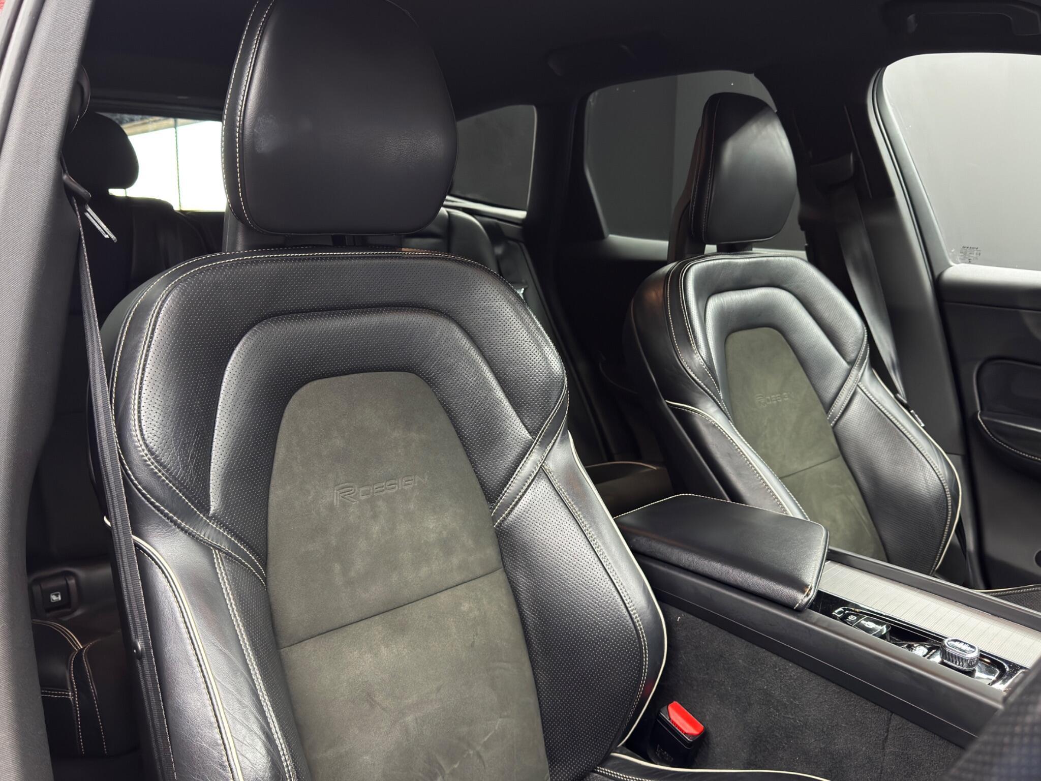 Volvo XC60 - Image 11