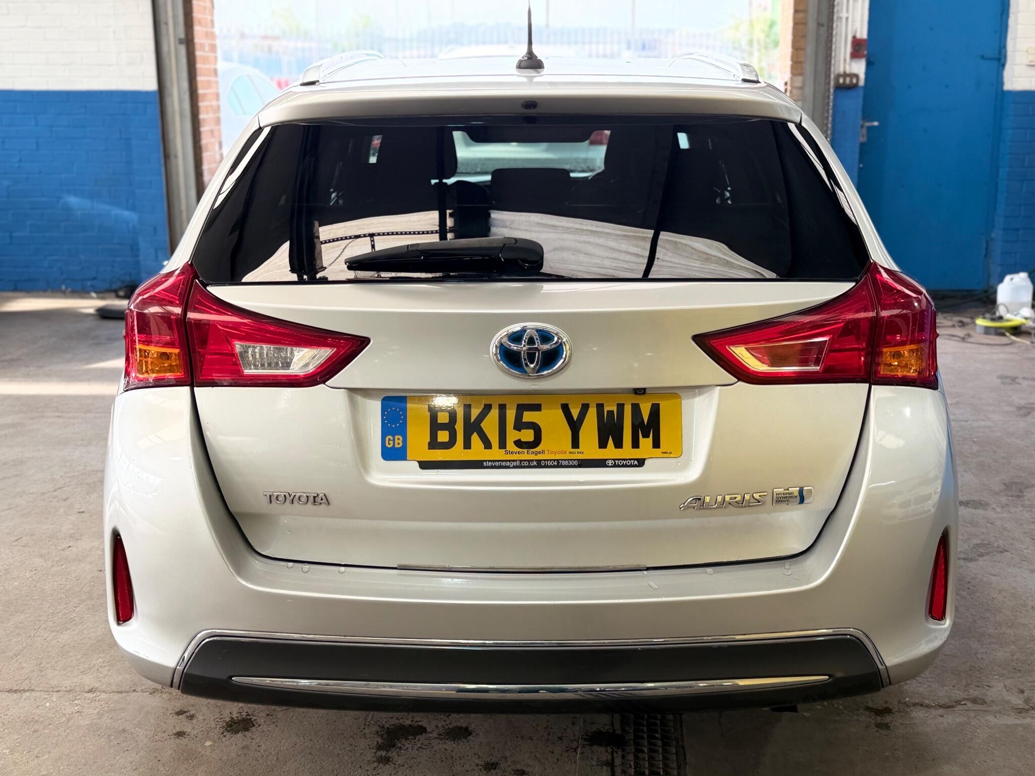 Toyota Auris - Image 7