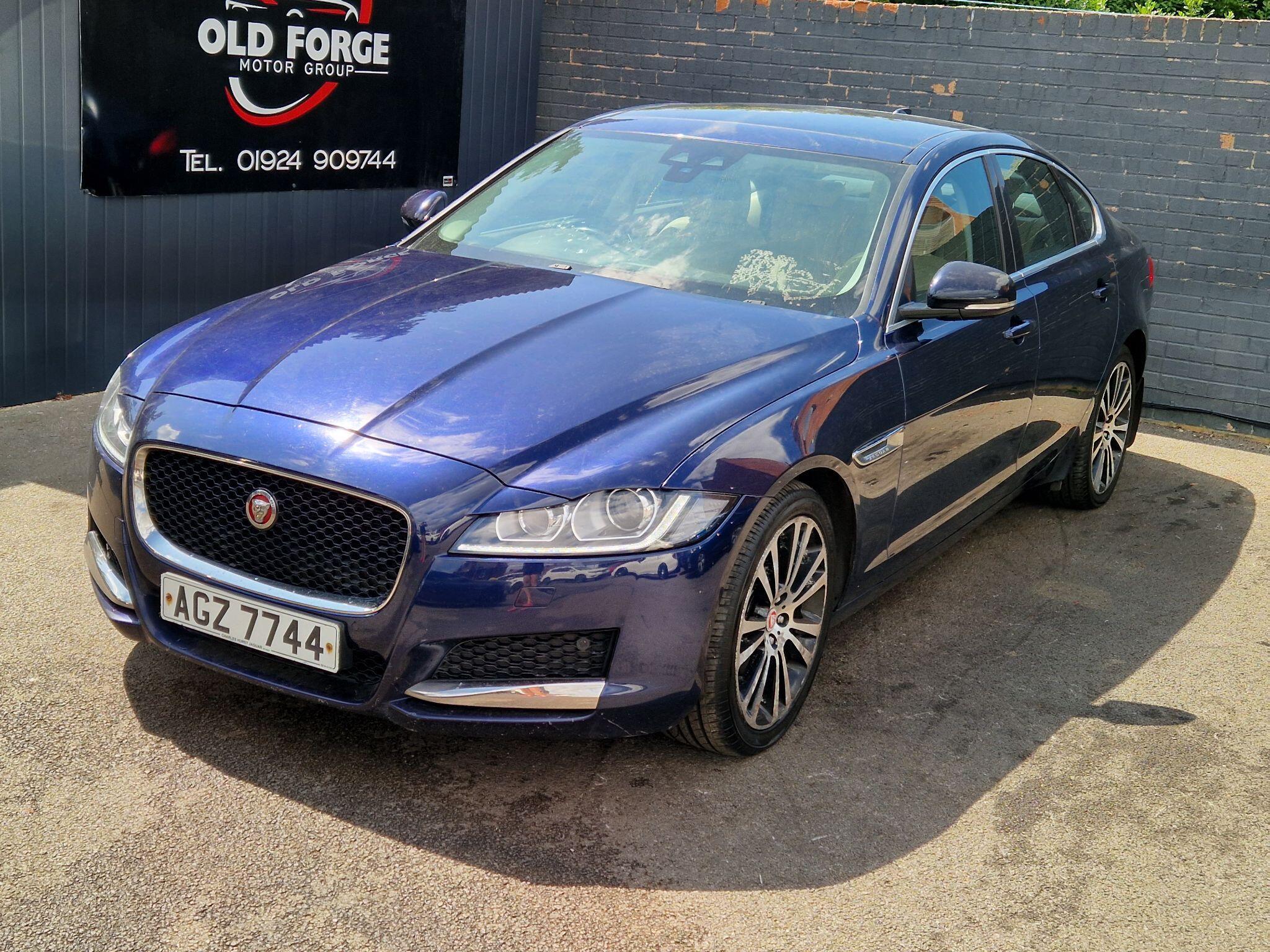 Jaguar XF - Image 5