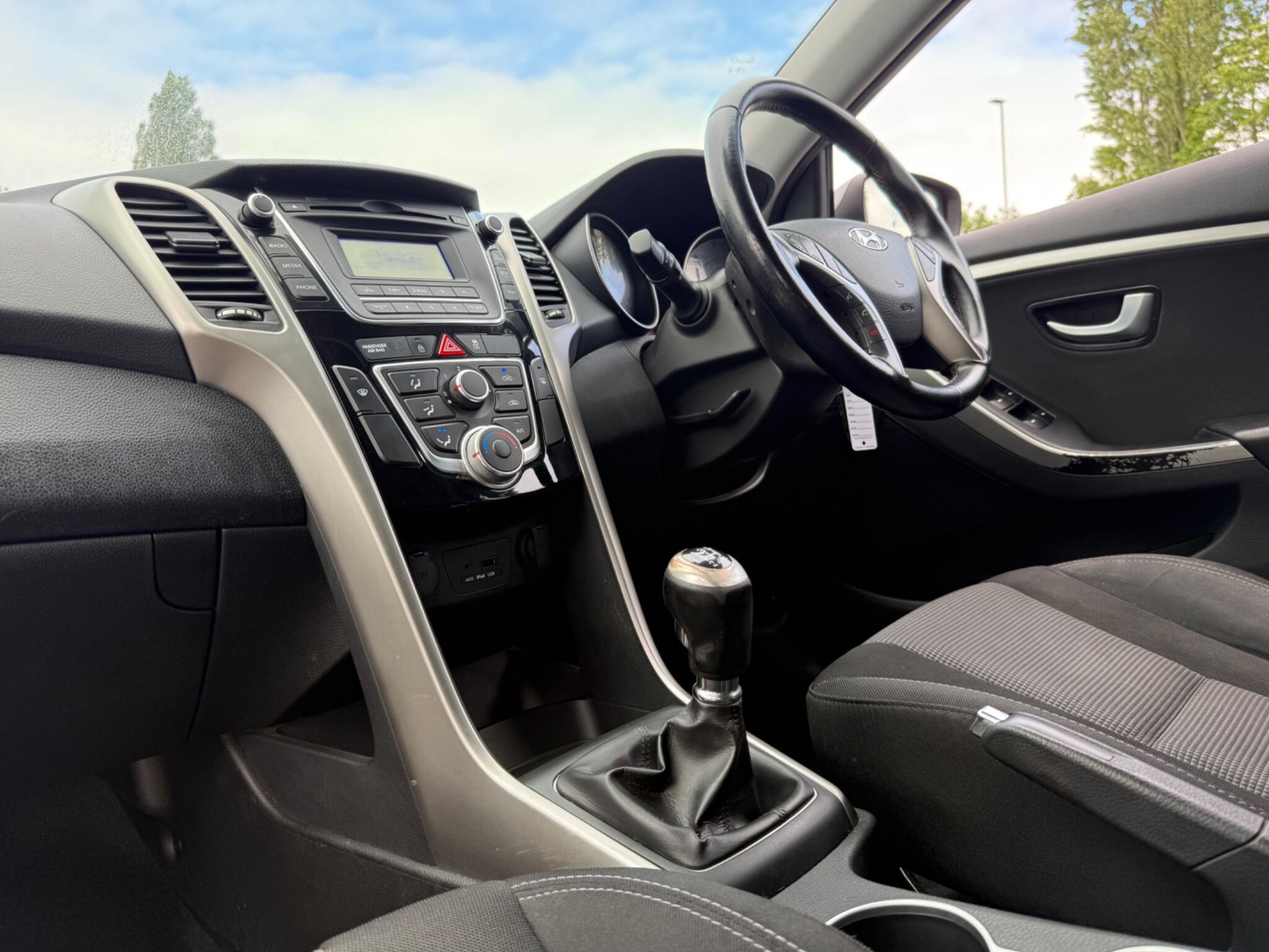 Hyundai i30 - Image 9