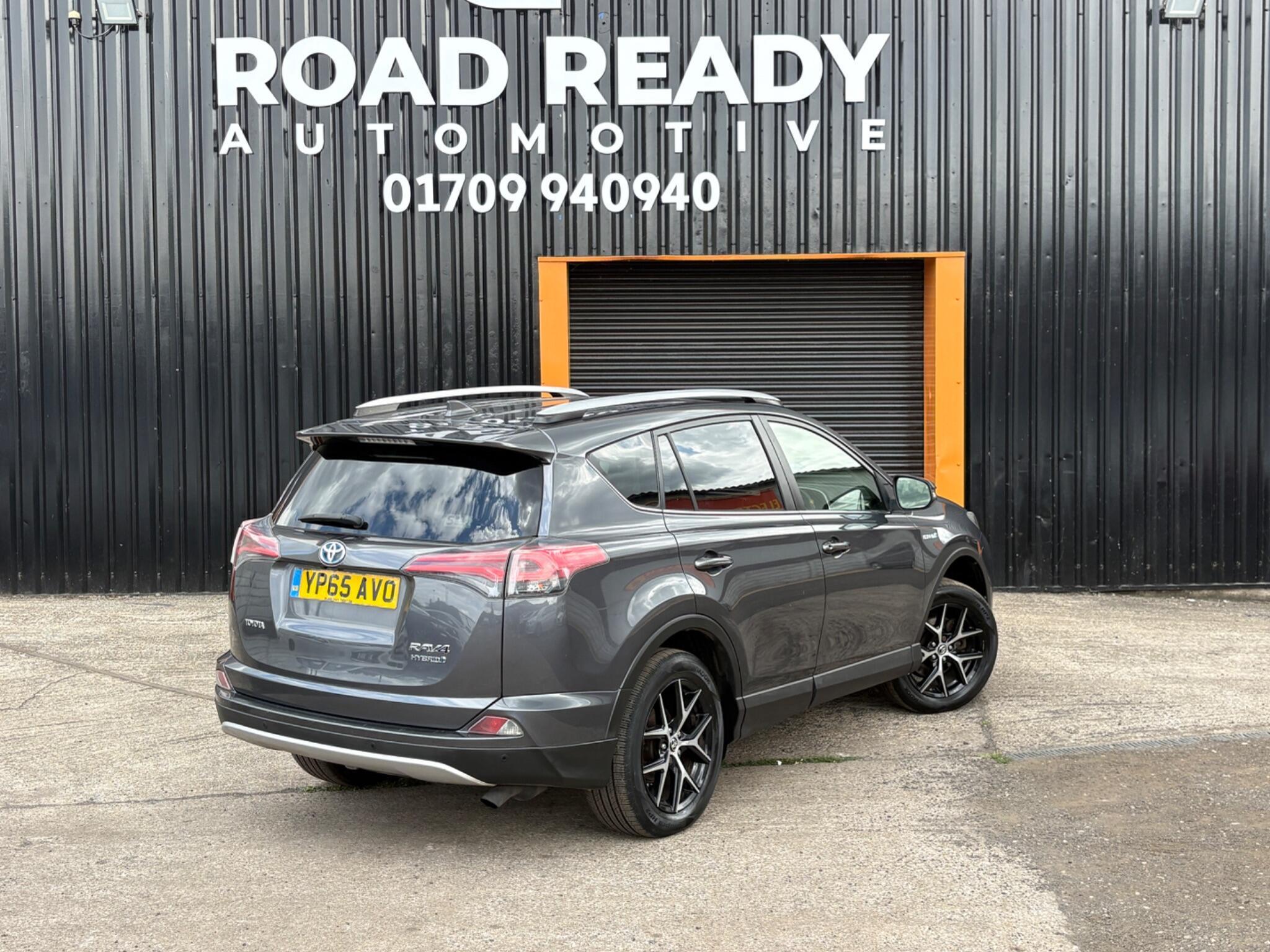 Toyota RAV4 - Image 4