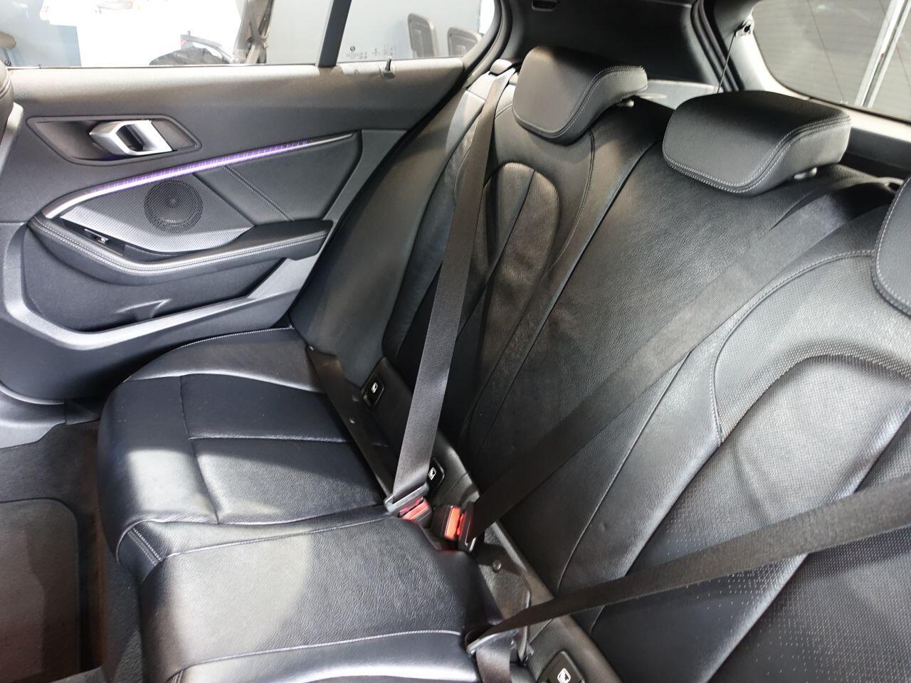 BMW 1 Series - Image 17