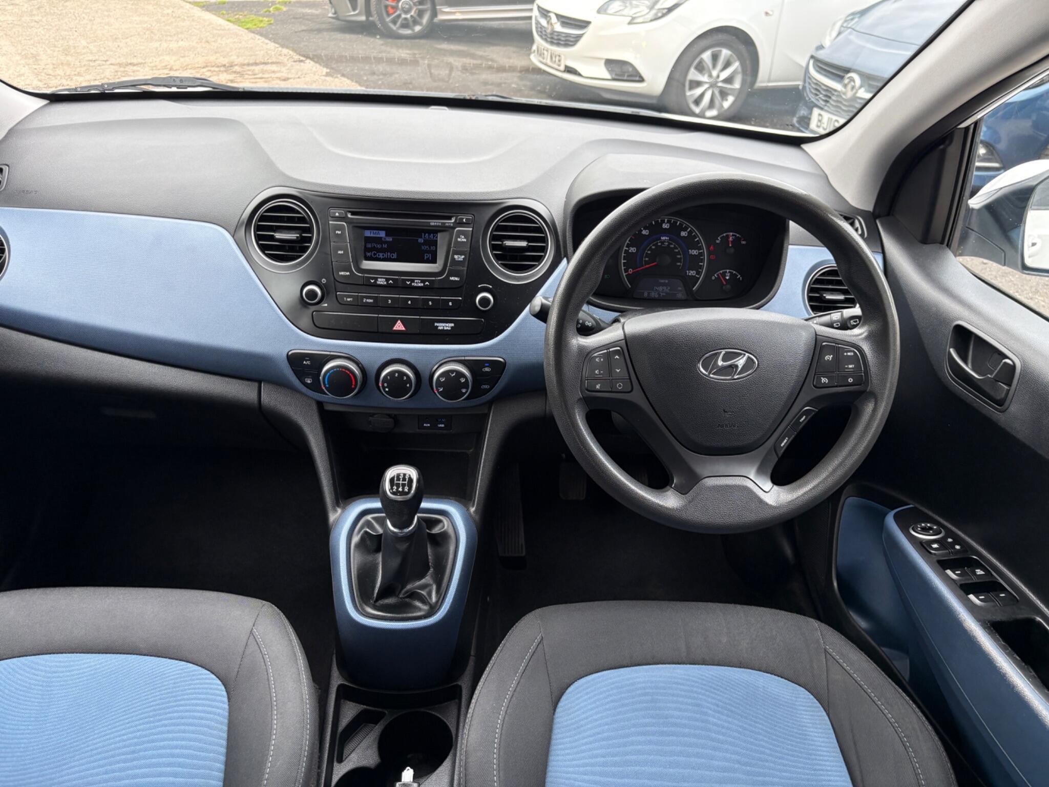 Hyundai i10 - Image 15