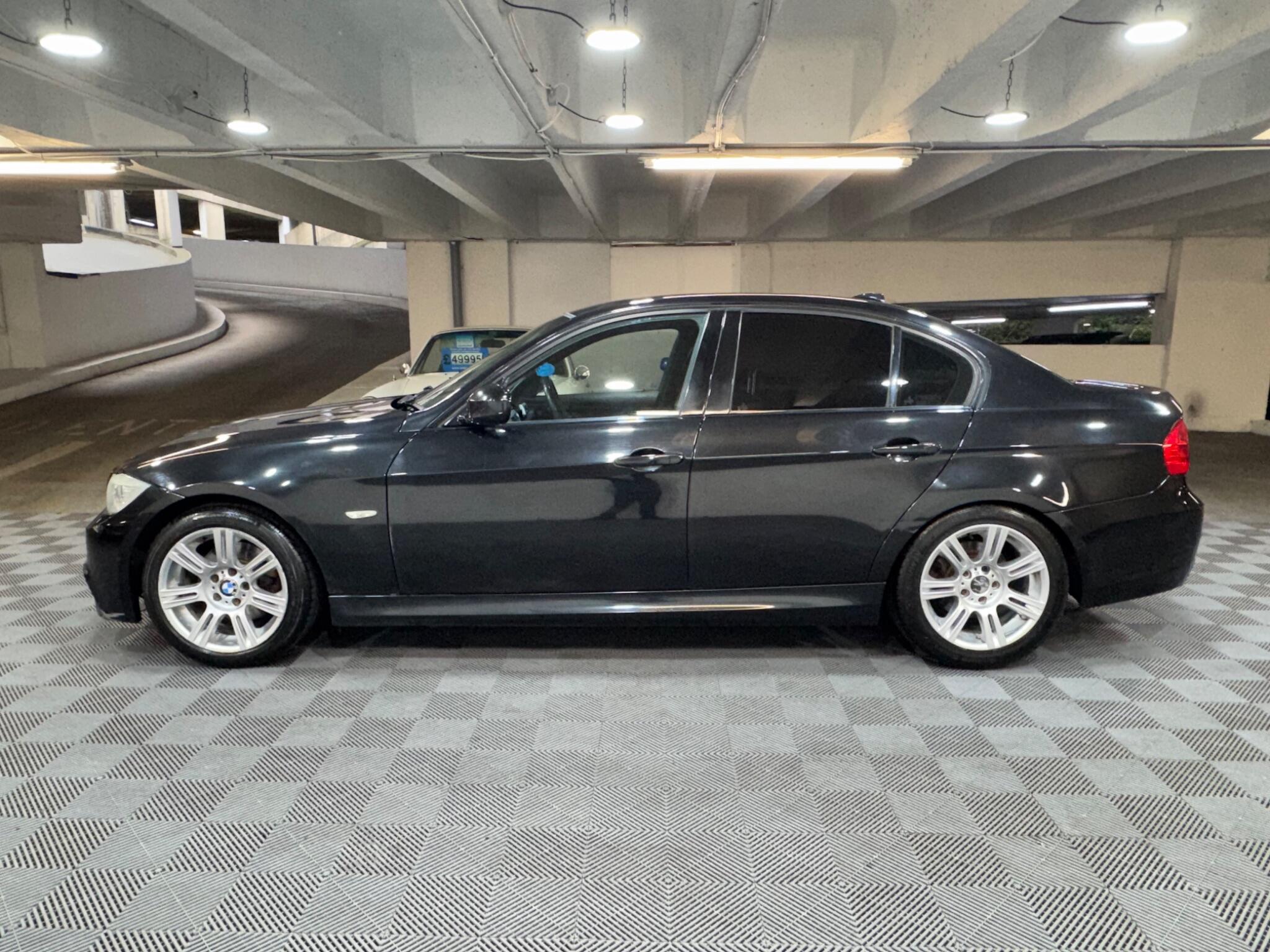 BMW 3 Series - Image 2
