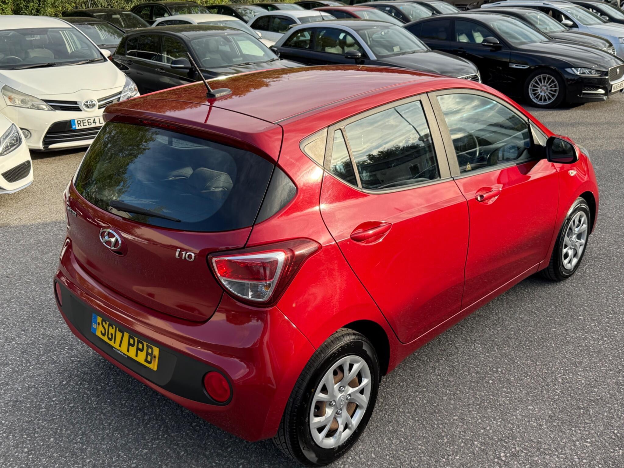 Hyundai i10 - Image 22