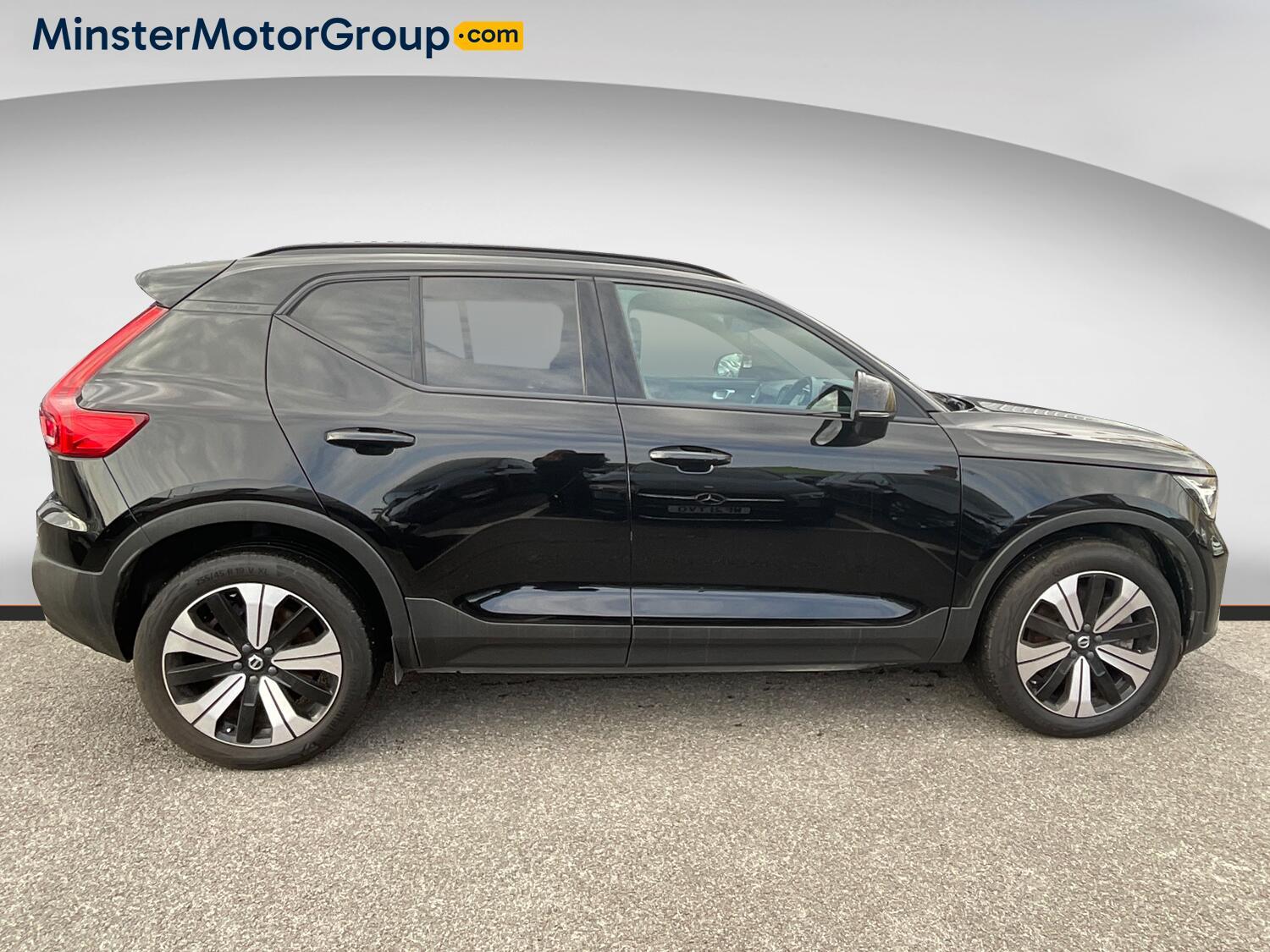 Volvo XC40 - Image 2