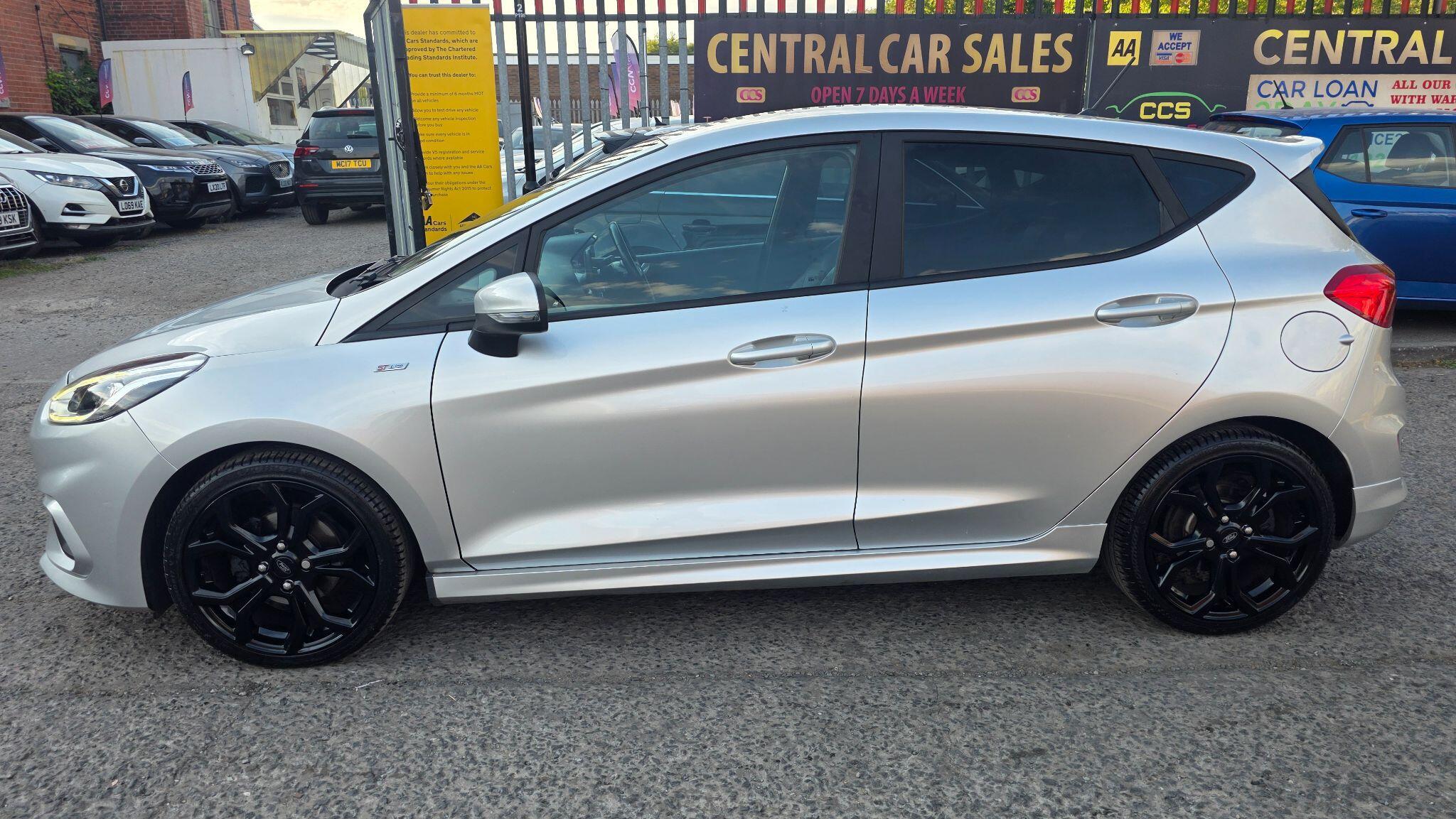 Ford Fiesta - Image 19