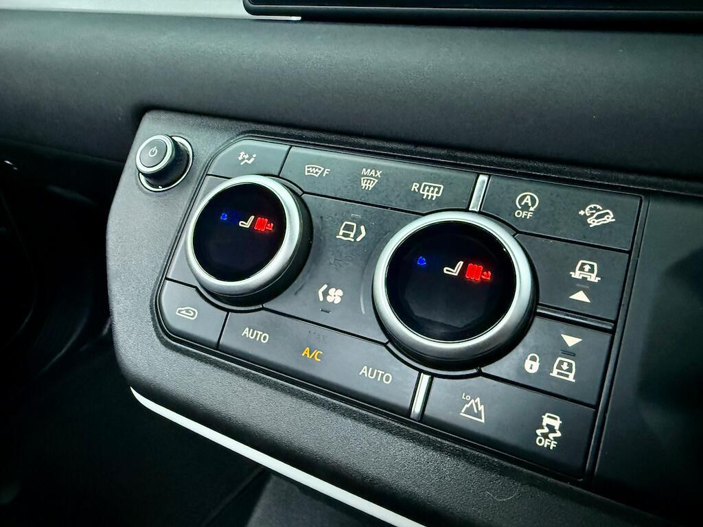 Land Rover Defender 90 - Image 39