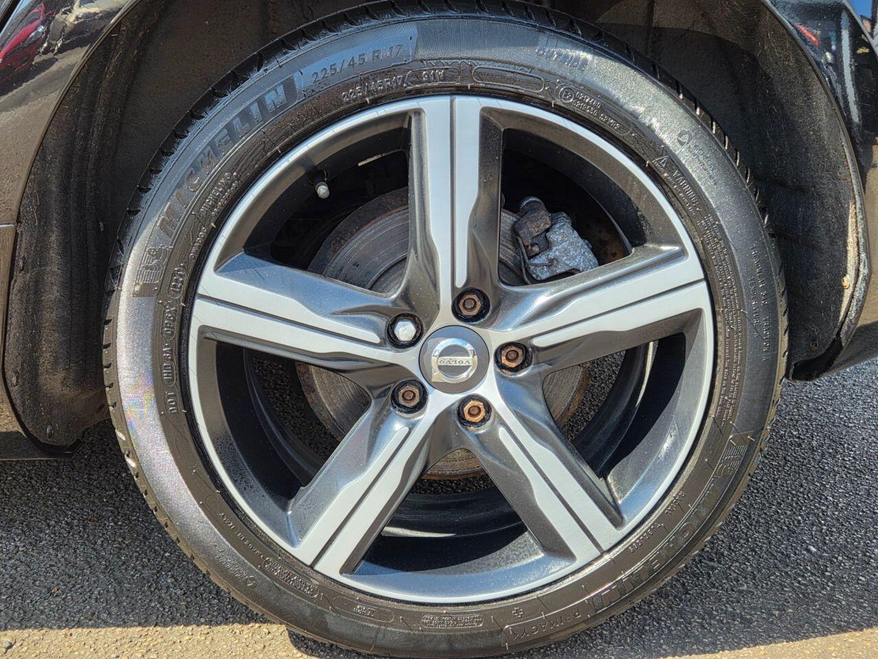 Volvo V40 - Image 37