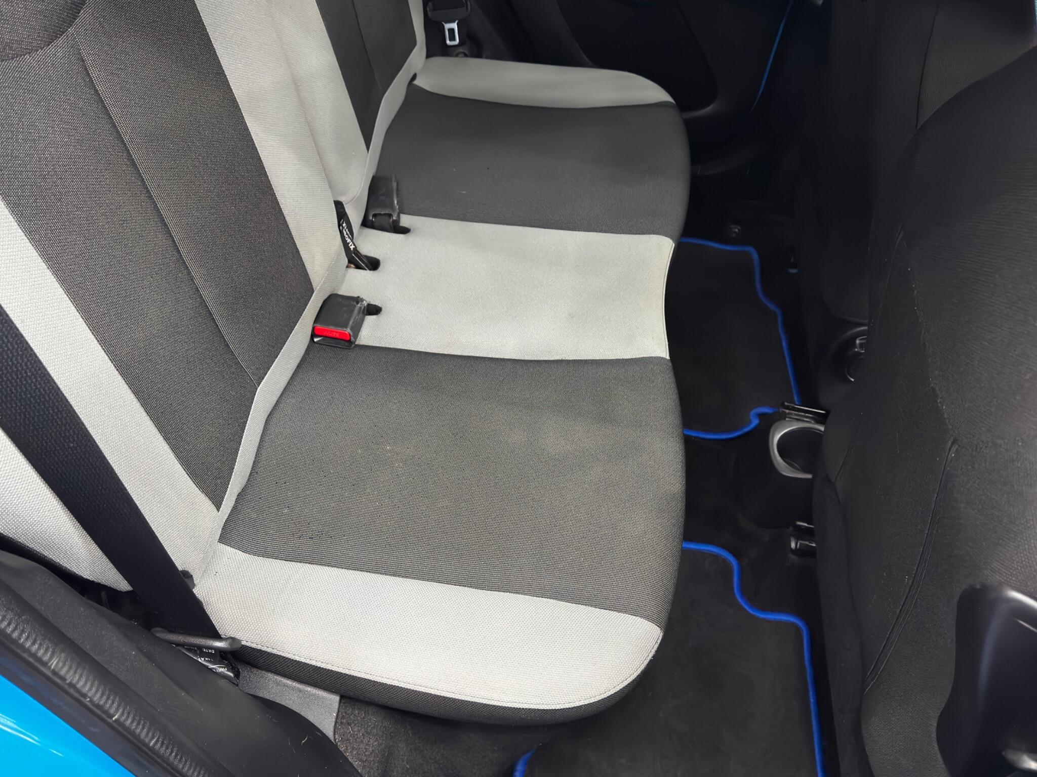 Toyota Aygo - Image 16