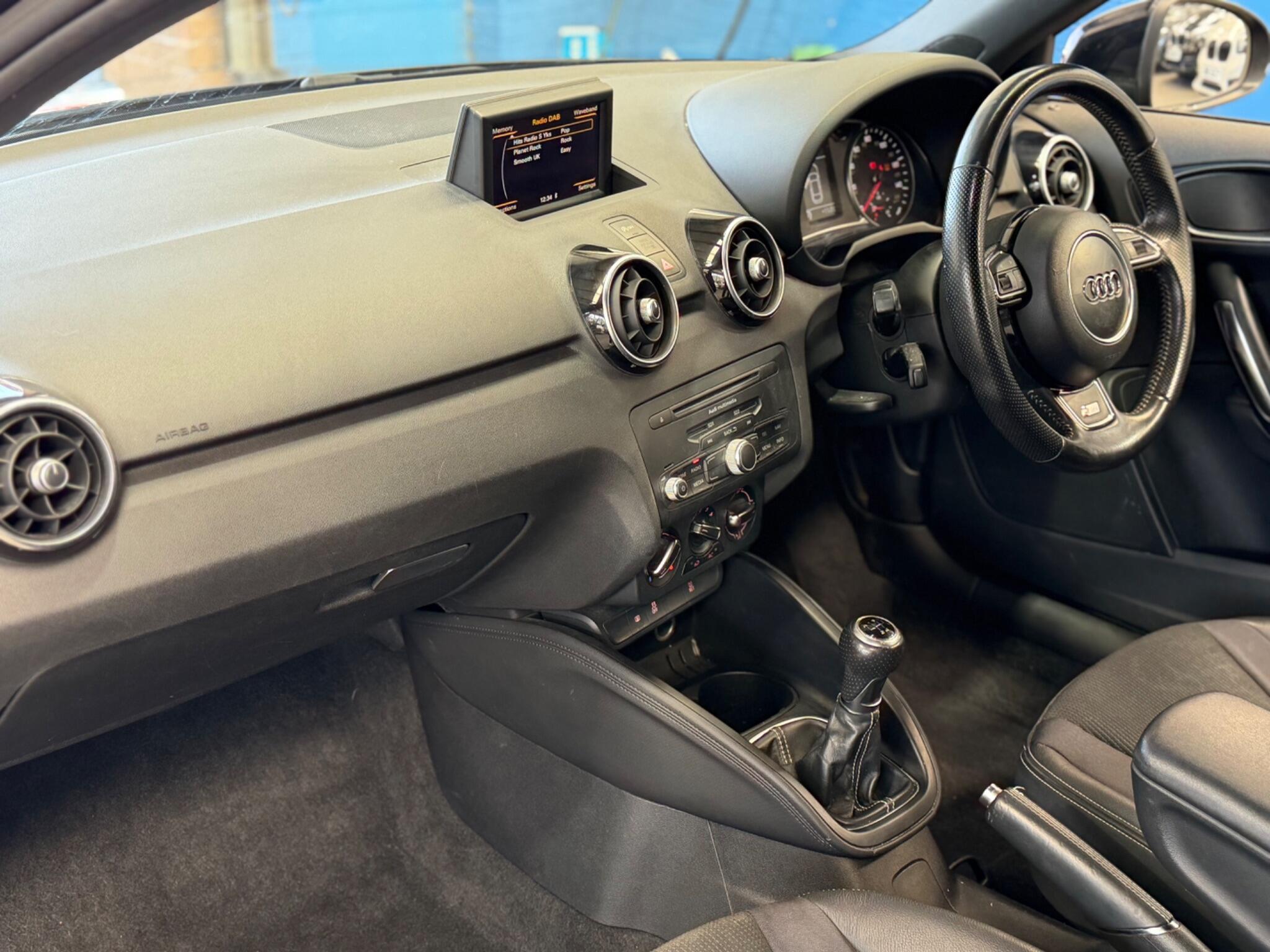 Audi A1 - Image 32