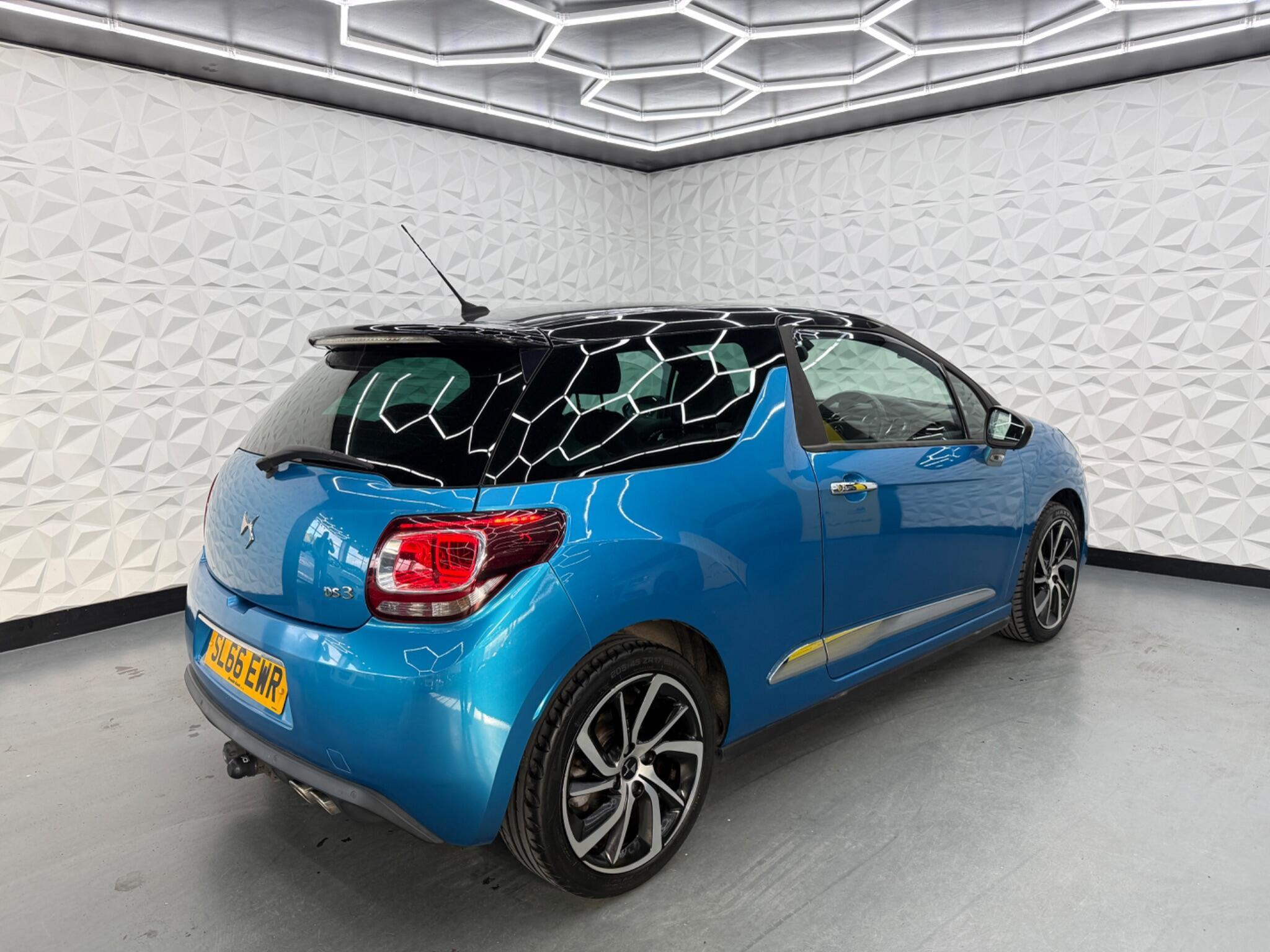 DS AUTOMOBILES DS 3 - Image 14